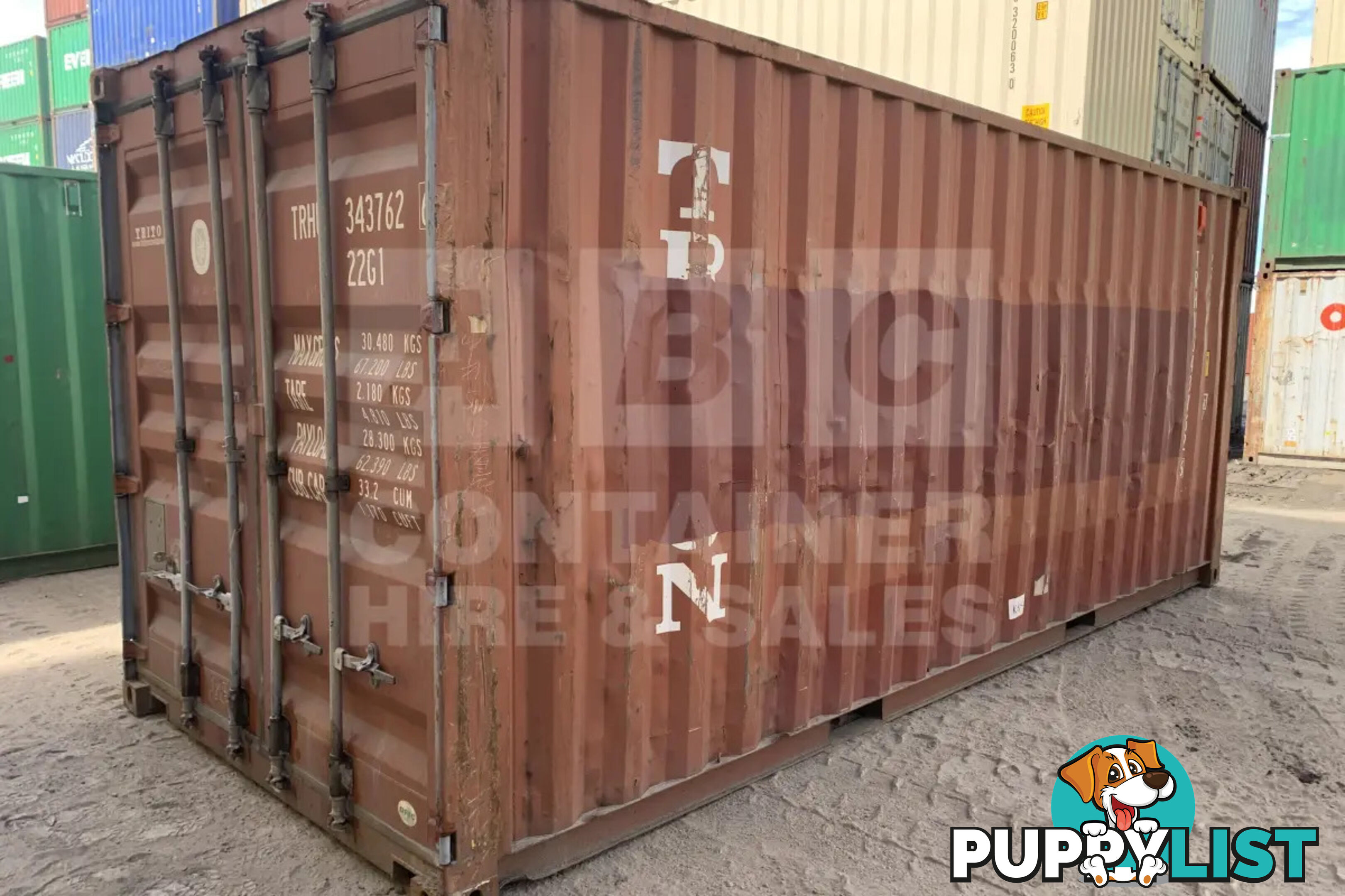 20' STANDARD HEIGHT SHIPPING CONTAINER - in Brisbane