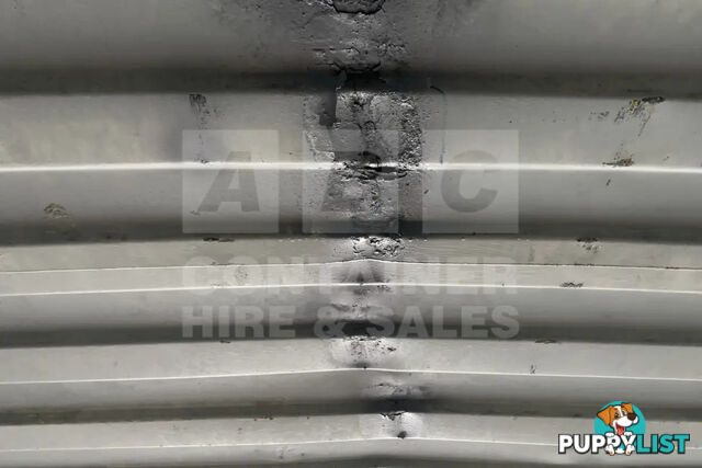 20' STANDARD HEIGHT SHIPPING CONTAINER - in Brisbane