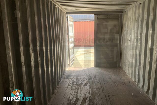 20' STANDARD HEIGHT SHIPPING CONTAINER - in Brisbane