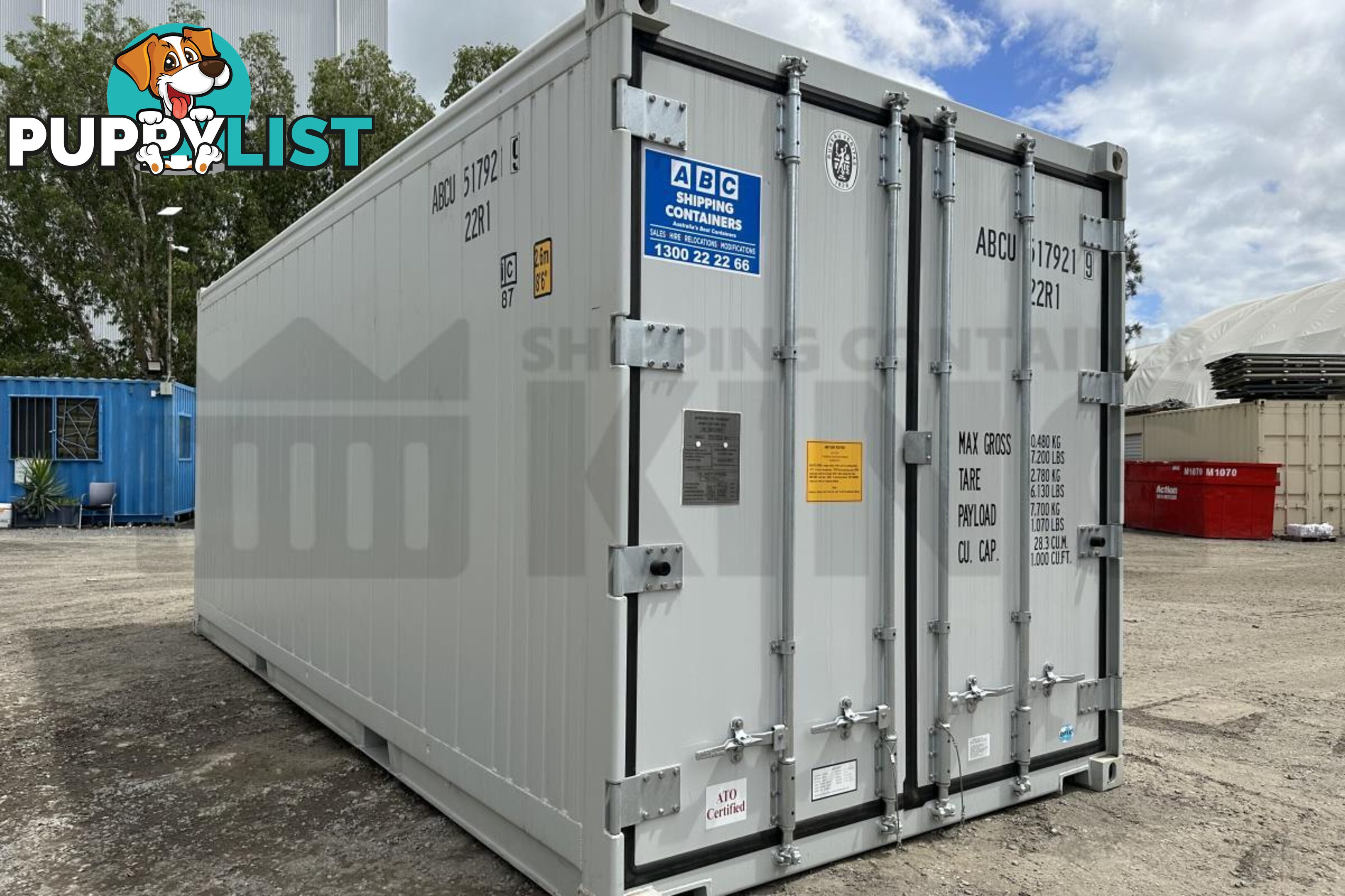 20' STANDARD HEIGHT REFRIGERATED "REEFER" SHIPPING CONTAINER (OPERATIONAL) - in Brisbane