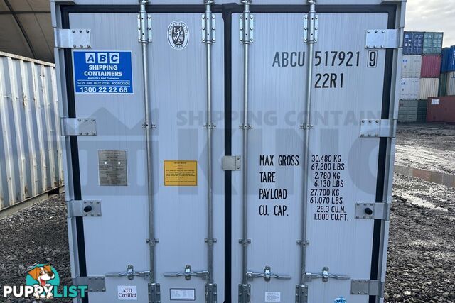 20' STANDARD HEIGHT REFRIGERATED "REEFER" SHIPPING CONTAINER (OPERATIONAL) - in Brisbane