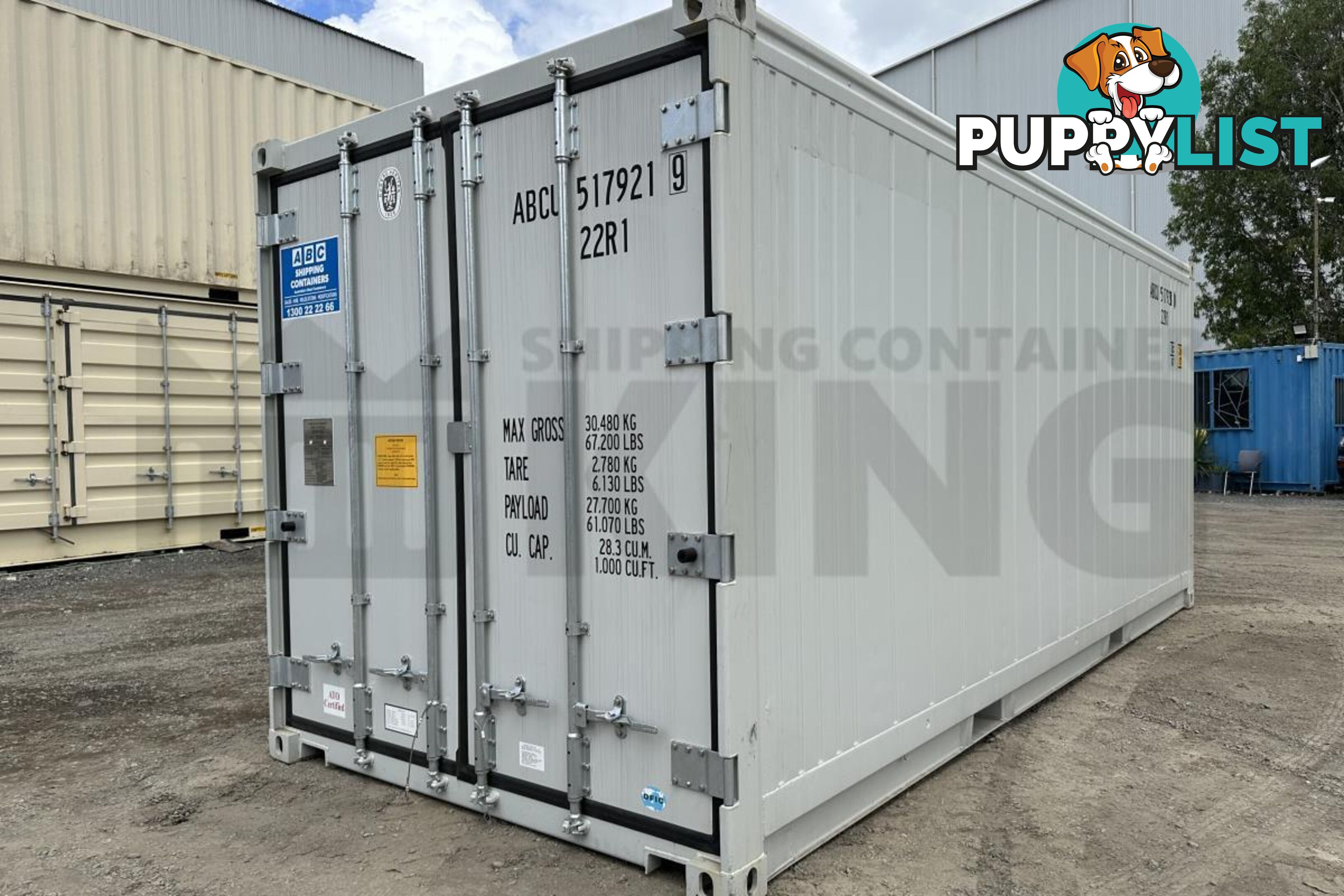 20' STANDARD HEIGHT REFRIGERATED "REEFER" SHIPPING CONTAINER (OPERATIONAL) - in Brisbane