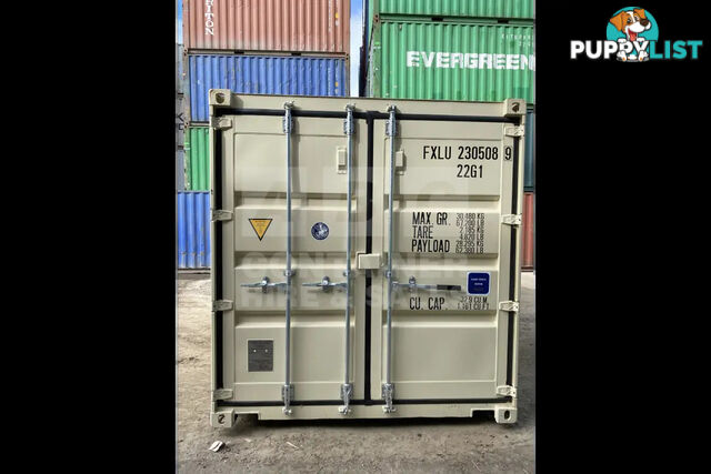 20' STANDARD HEIGHT SHIPPING CONTAINER (TRI DOOR) - in Brisbane