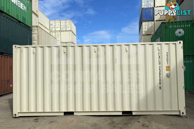 20' STANDARD HEIGHT SHIPPING CONTAINER (TRI DOOR) - in Brisbane