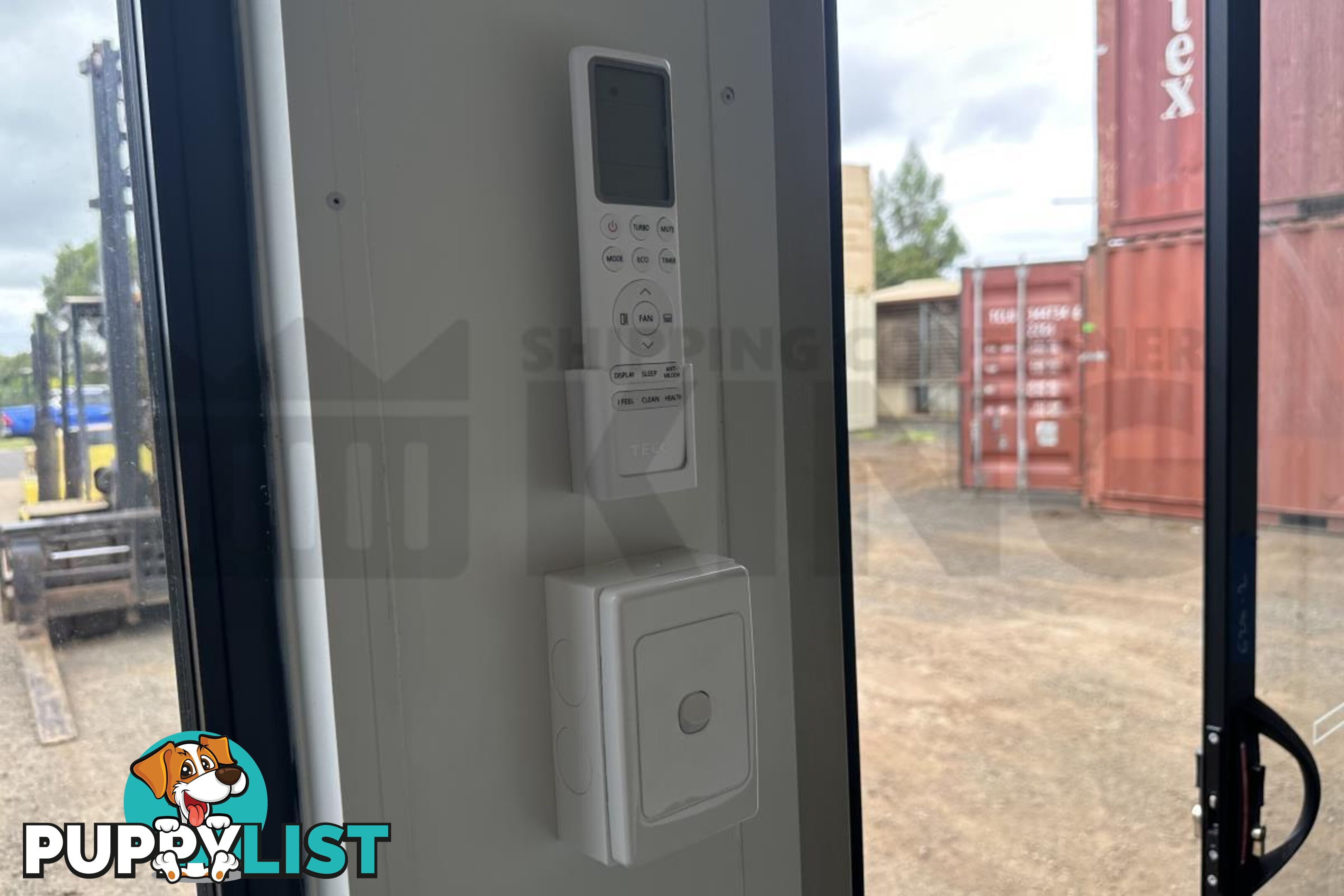 20' SHIPPING CONTAINER OFFICE "ACACIA" (HIGH END) - in Toowoomba