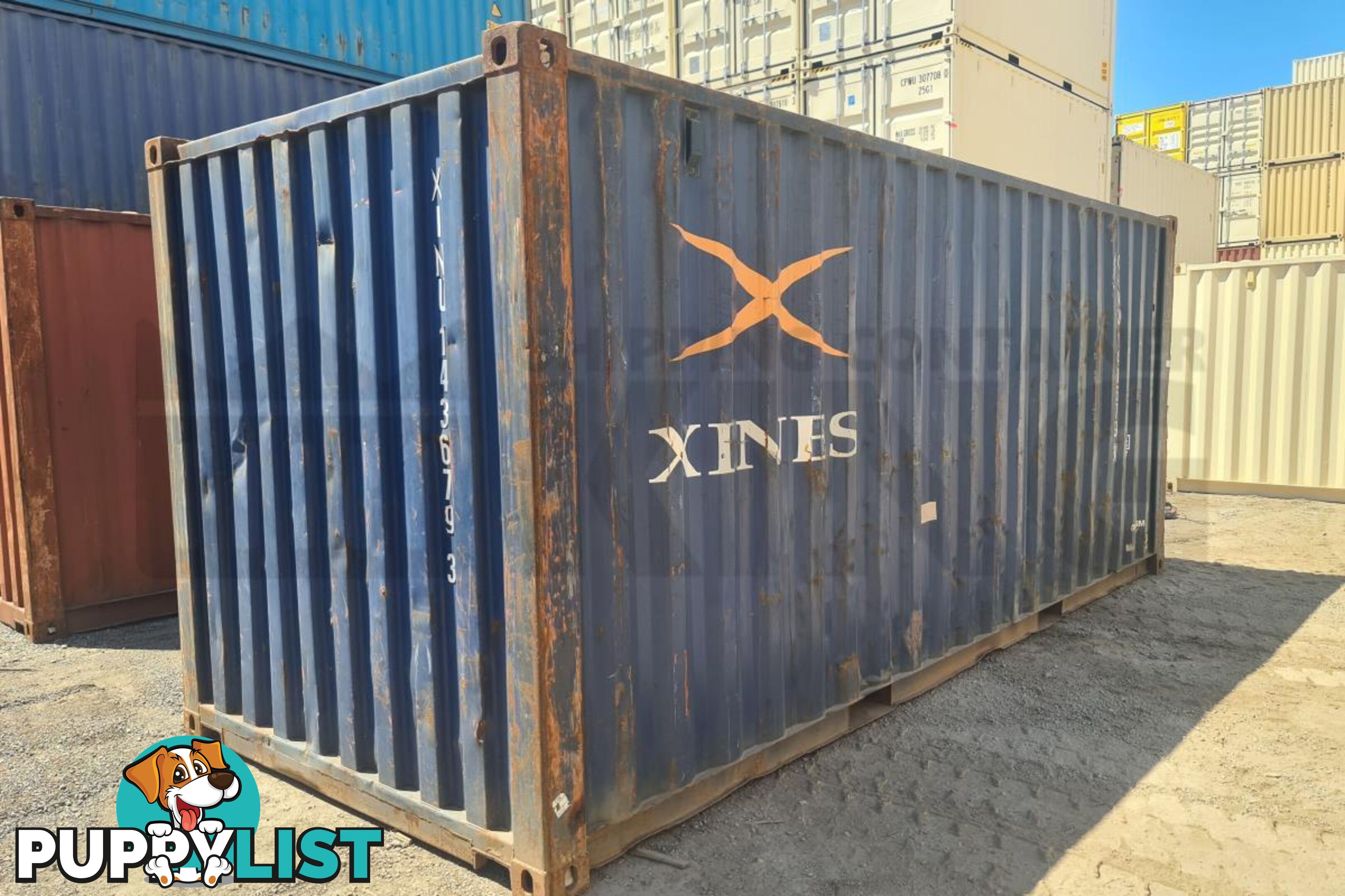 20' STANDARD HEIGHT SHIPPING CONTAINER - in Brisbane