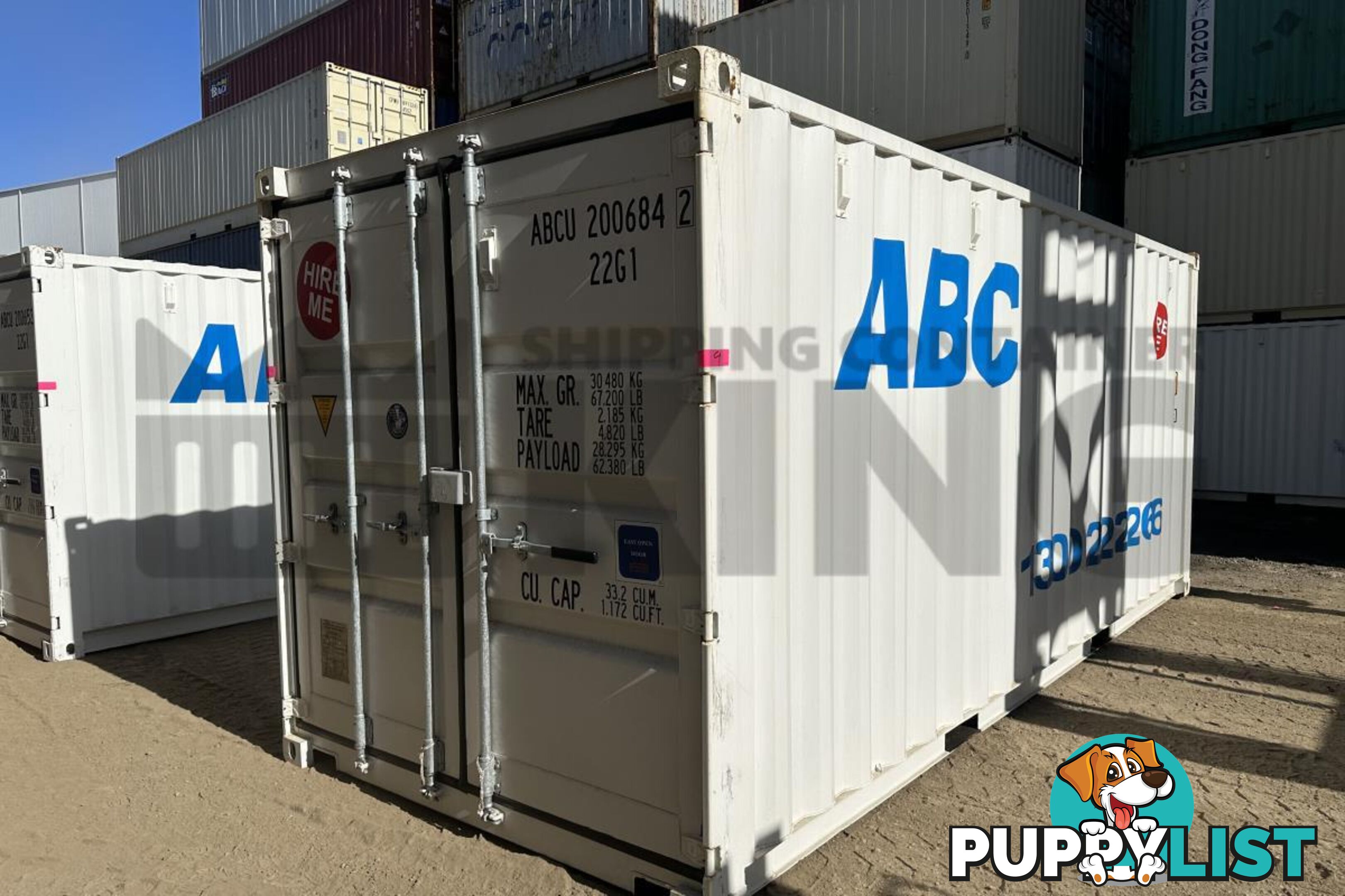 20' STANDARD HEIGHT SHIPPING CONTAINER - in Brisbane