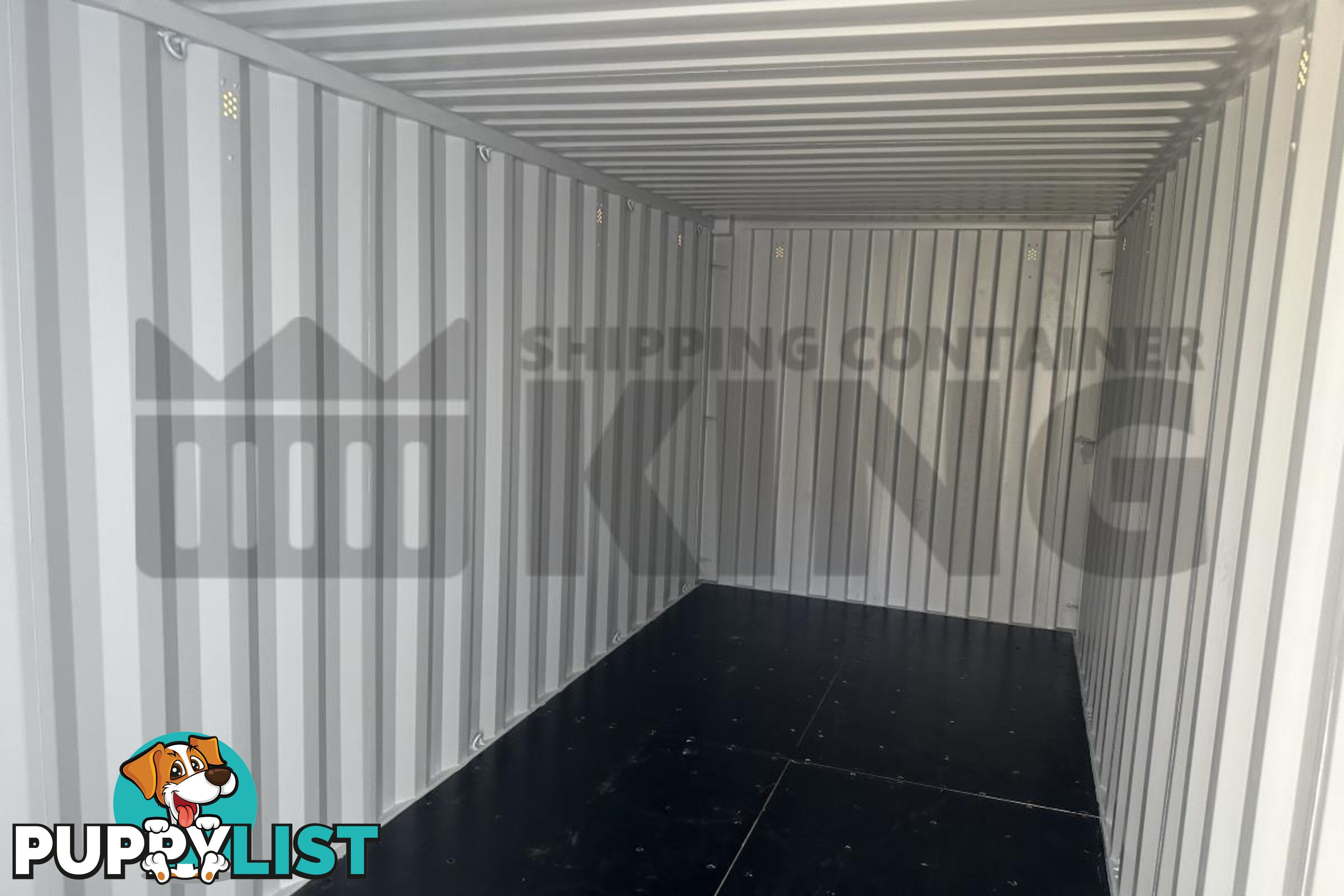 20' STANDARD HEIGHT SHIPPING CONTAINER - in Brisbane