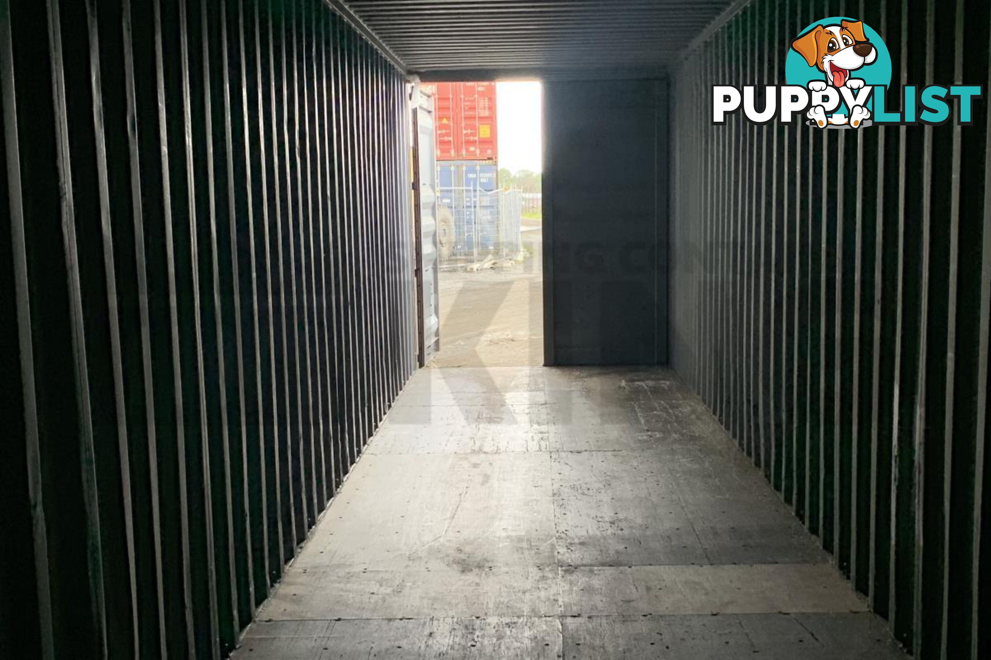 40' HIGH CUBE SHIPPING CONTAINER - in Chinchilla