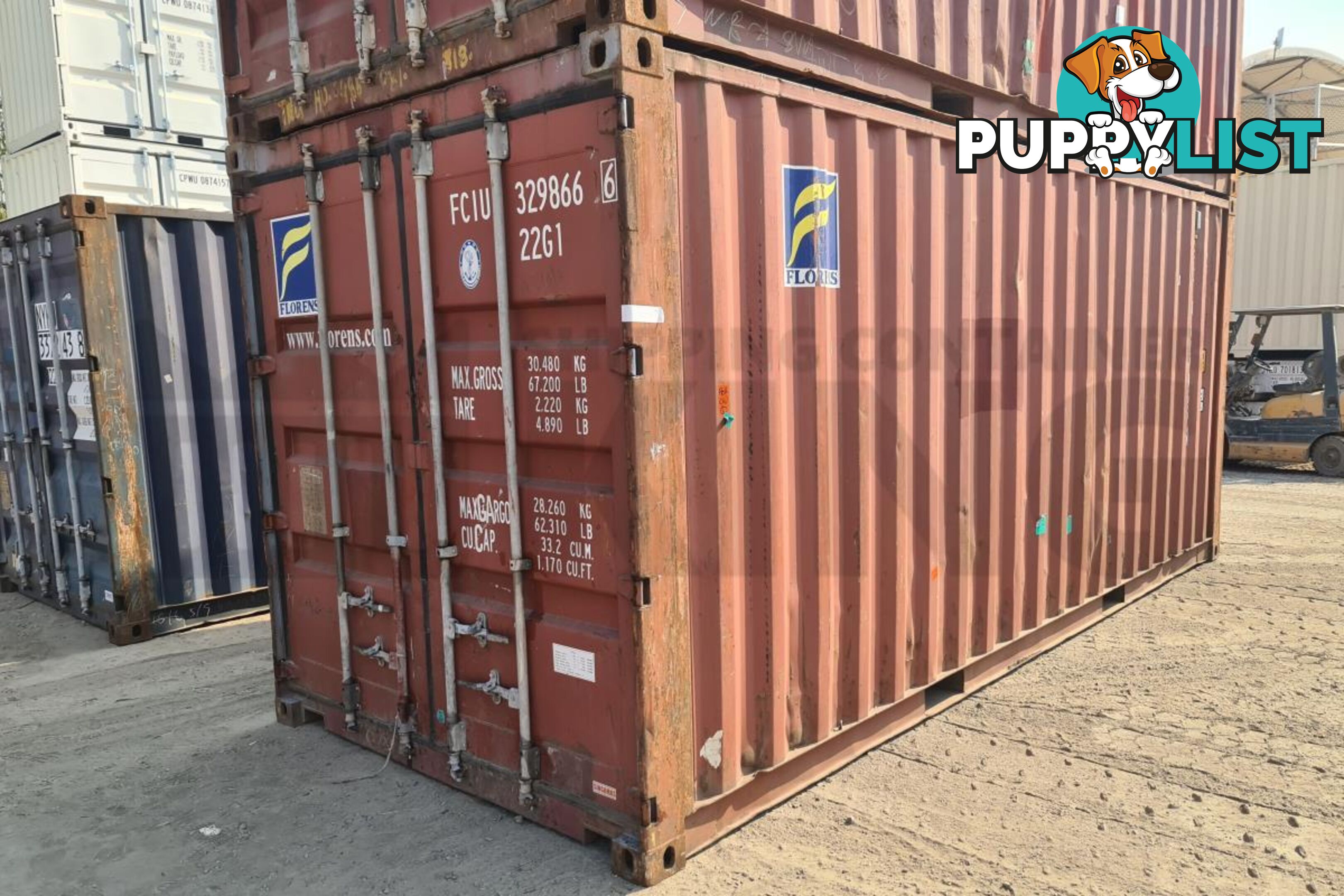 20' STANDARD HEIGHT SHIPPING CONTAINER - in Brisbane