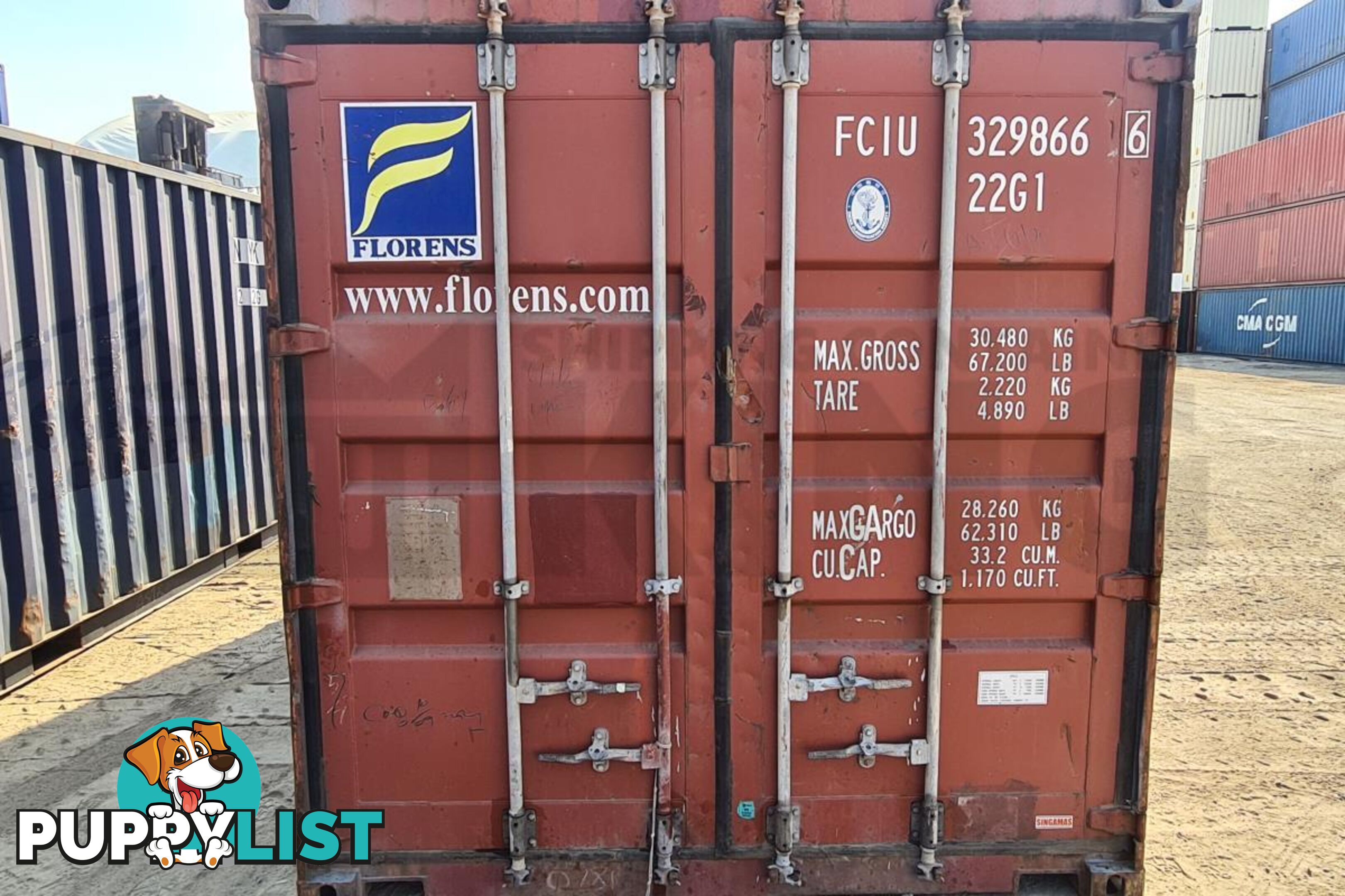 20' STANDARD HEIGHT SHIPPING CONTAINER - in Brisbane