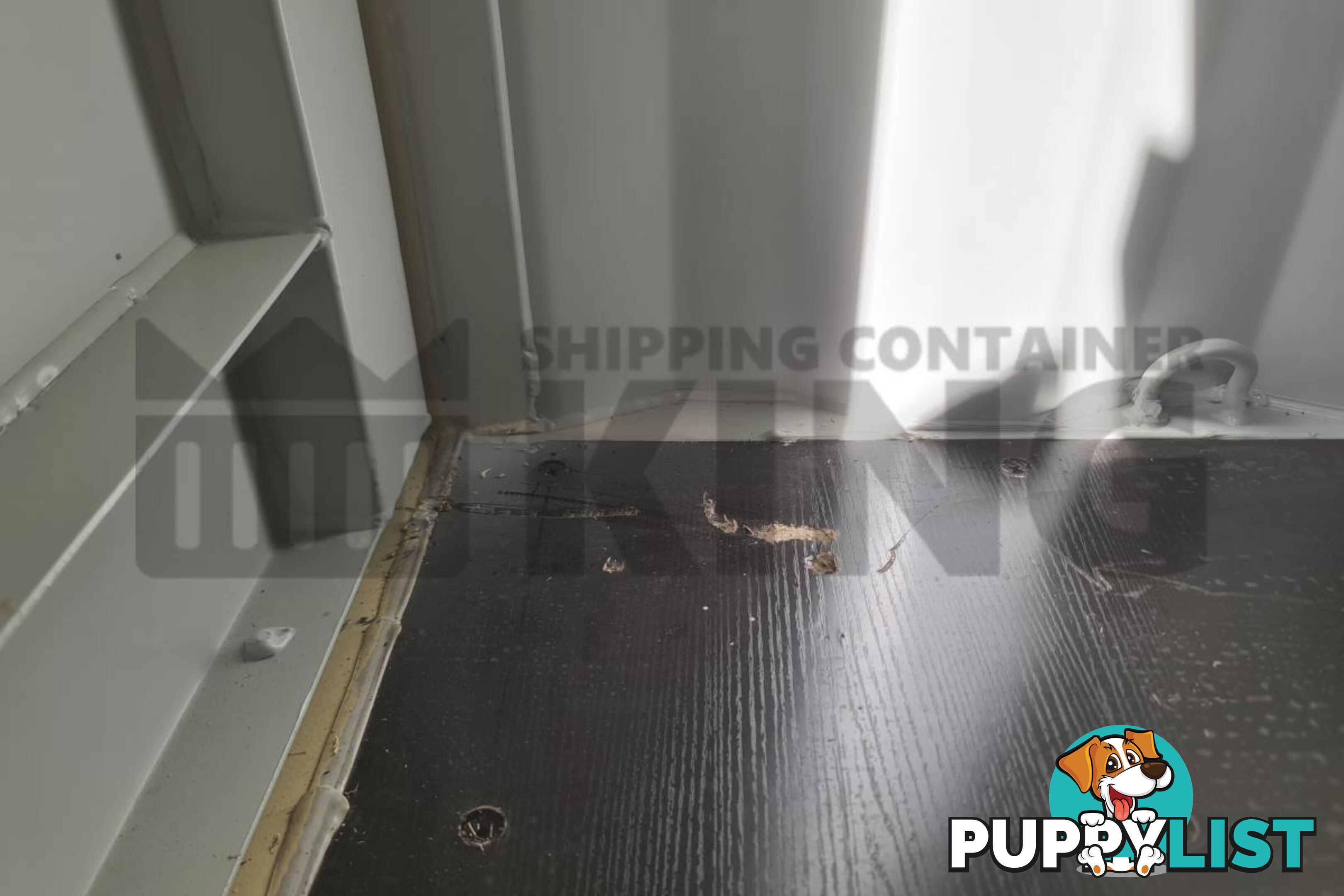 7' MINI CUBE SHIPPING CONTAINER