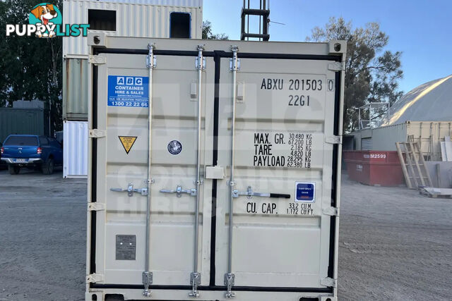 20' STANDARD HEIGHT SHIPPING CONTAINER - in Cairns