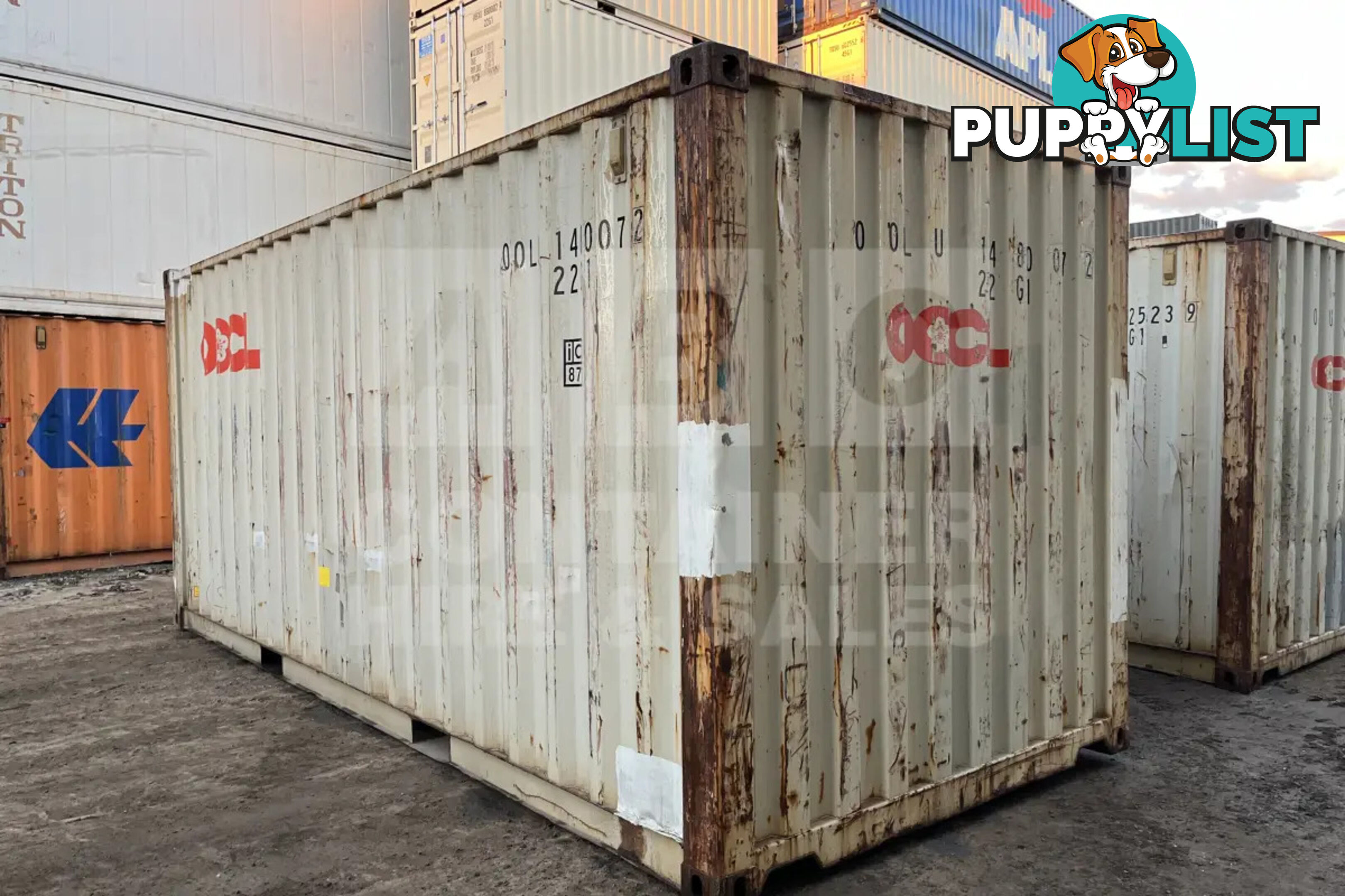 20' STANDARD HEIGHT SHIPPING CONTAINER