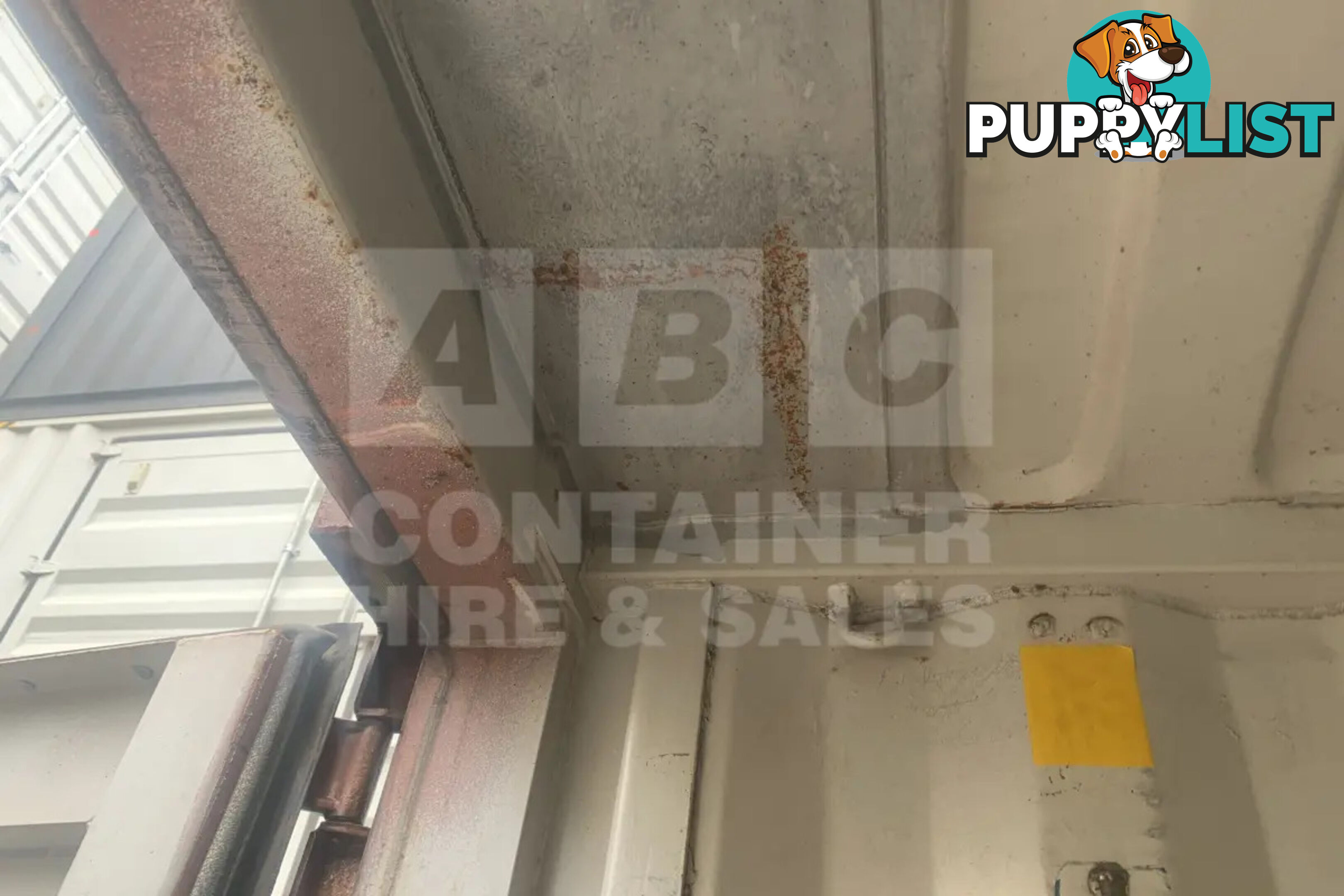 20' STANDARD HEIGHT SHIPPING CONTAINER