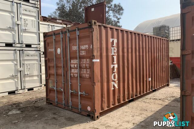 20' STANDARD HEIGHT SHIPPING CONTAINER - in Brisbane