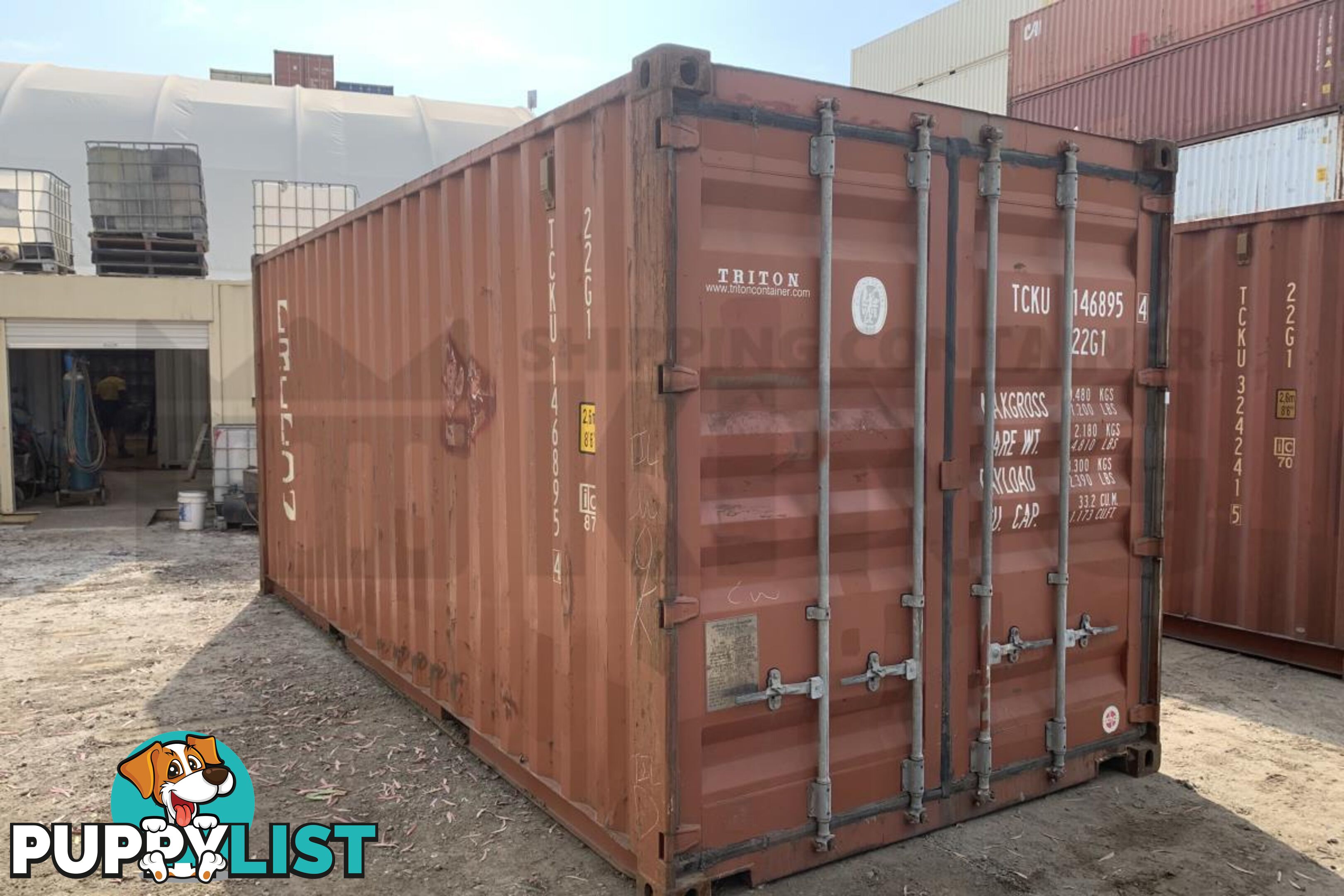 20' STANDARD HEIGHT SHIPPING CONTAINER - in Brisbane