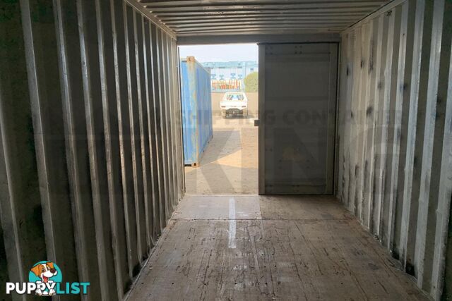 20' STANDARD HEIGHT SHIPPING CONTAINER - in Brisbane