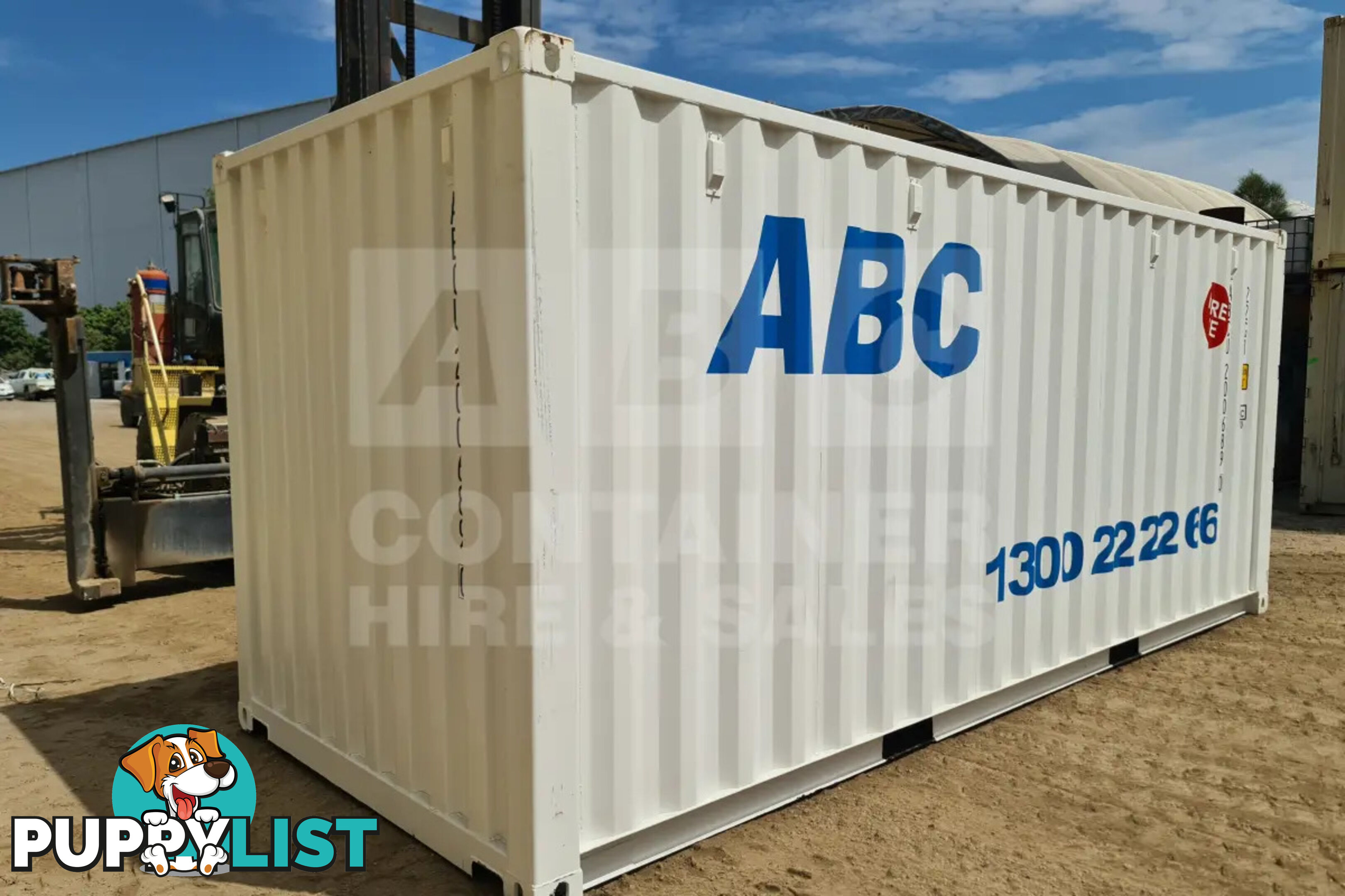 20' STANDARD HEIGHT SHIPPING CONTAINER - in Gympie