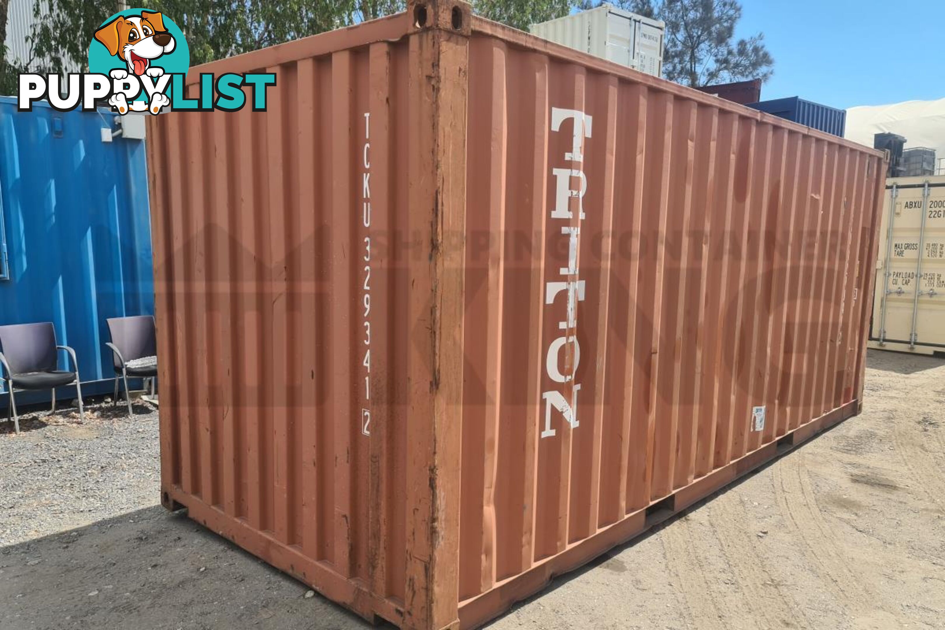 20' STANDARD HEIGHT SHIPPING CONTAINER - in Brisbane