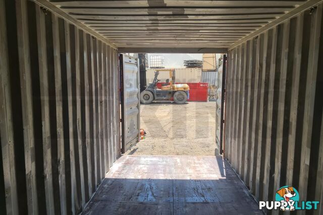 20' STANDARD HEIGHT SHIPPING CONTAINER - in Brisbane