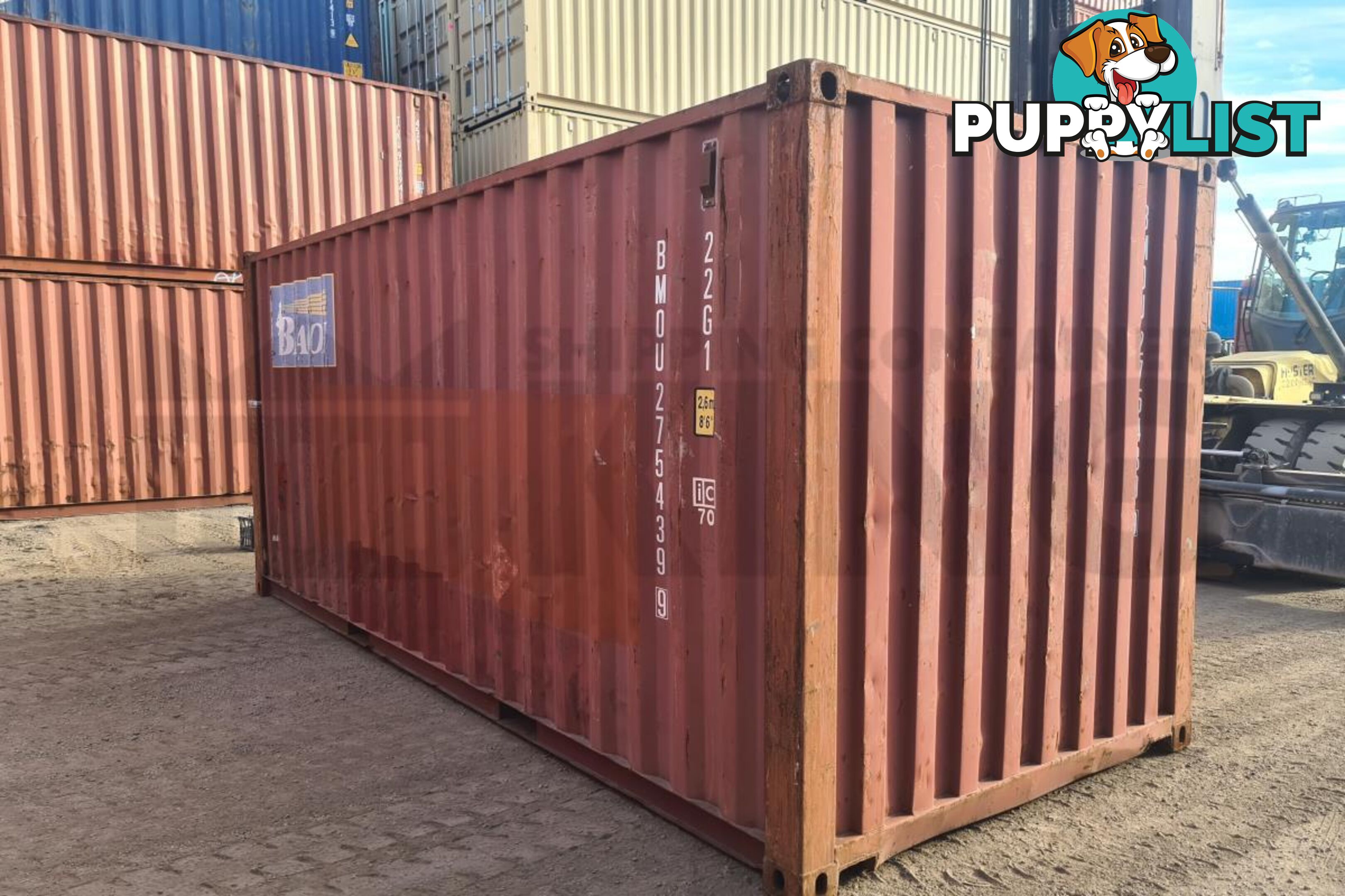 20' STANDARD HEIGHT SHIPPING CONTAINER - in Townsville