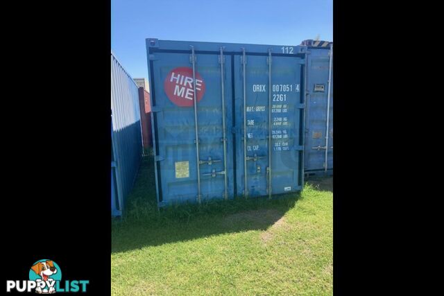 20' STANDARD HEIGHT SHIPPING CONTAINER - in Chinchilla