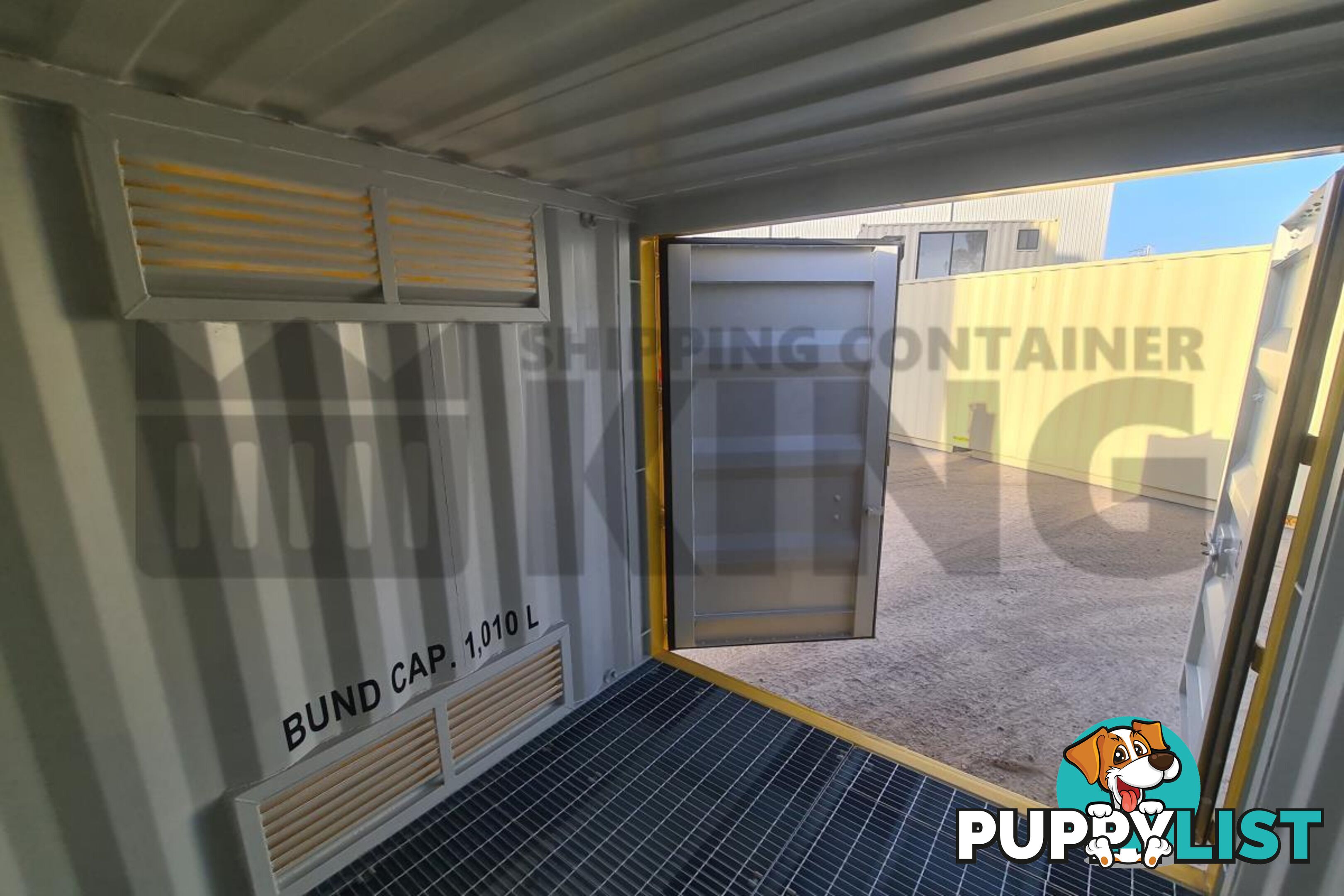 8' DANGEROUS GOODS SHIPPING CONTAINER (4 CORNER POST)