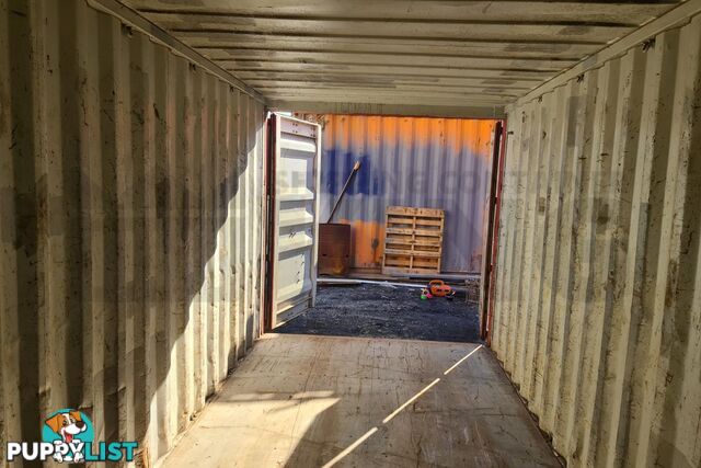 20' STANDARD HEIGHT SHIPPING CONTAINER - in Brisbane