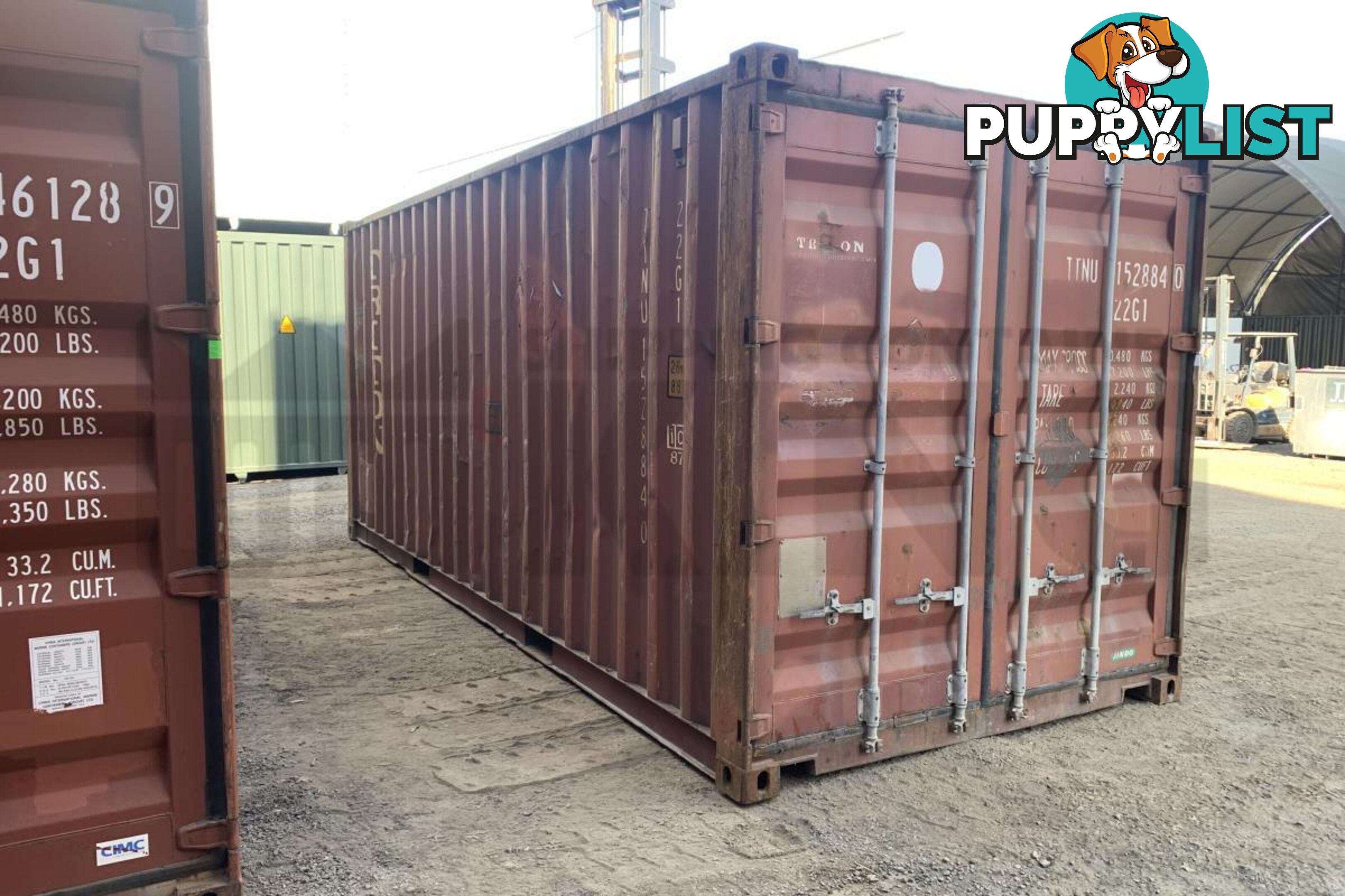 20' STANDARD HEIGHT SHIPPING CONTAINER - in Brisbane