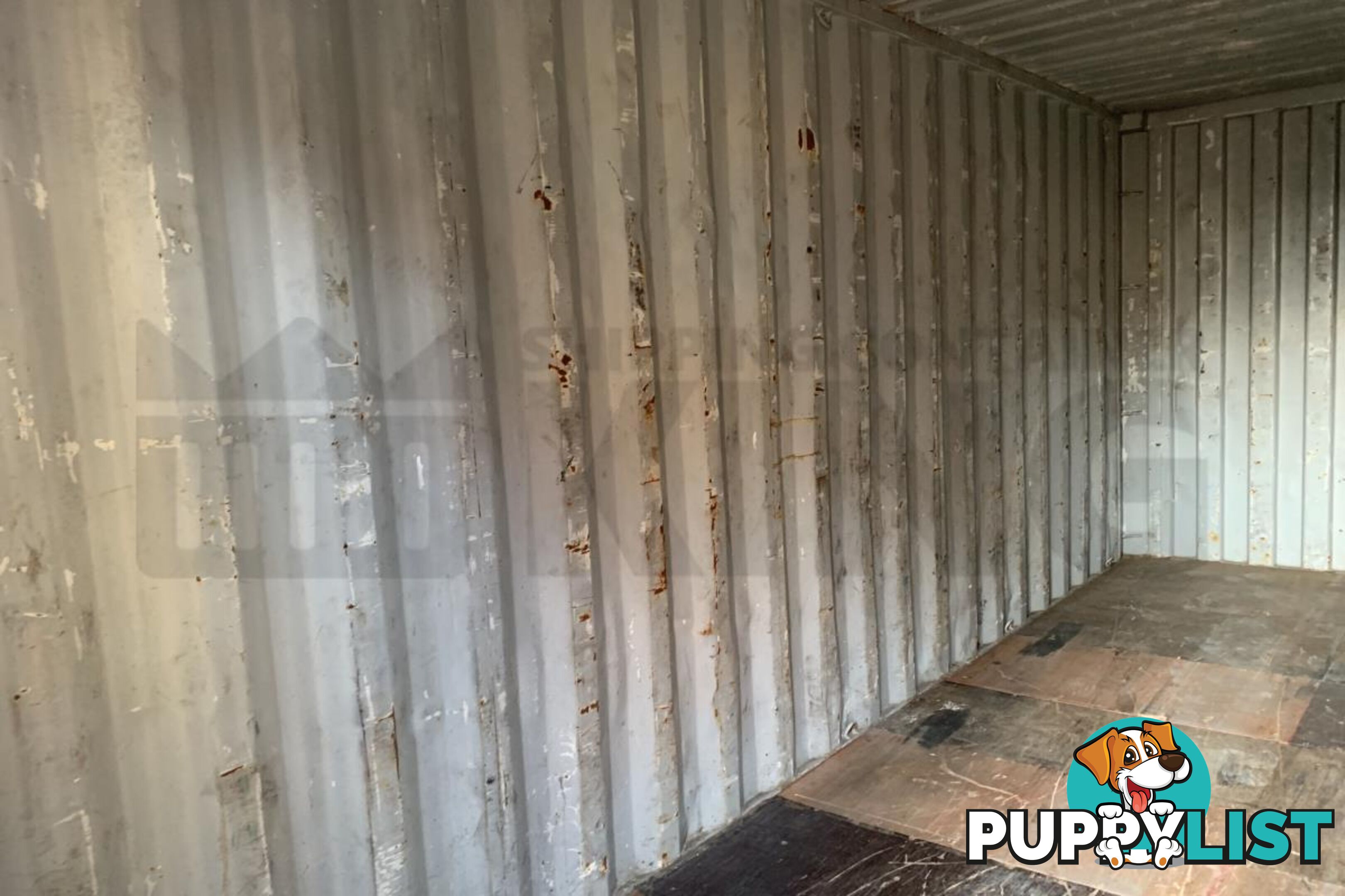 20' STANDARD HEIGHT SHIPPING CONTAINER - in Brisbane