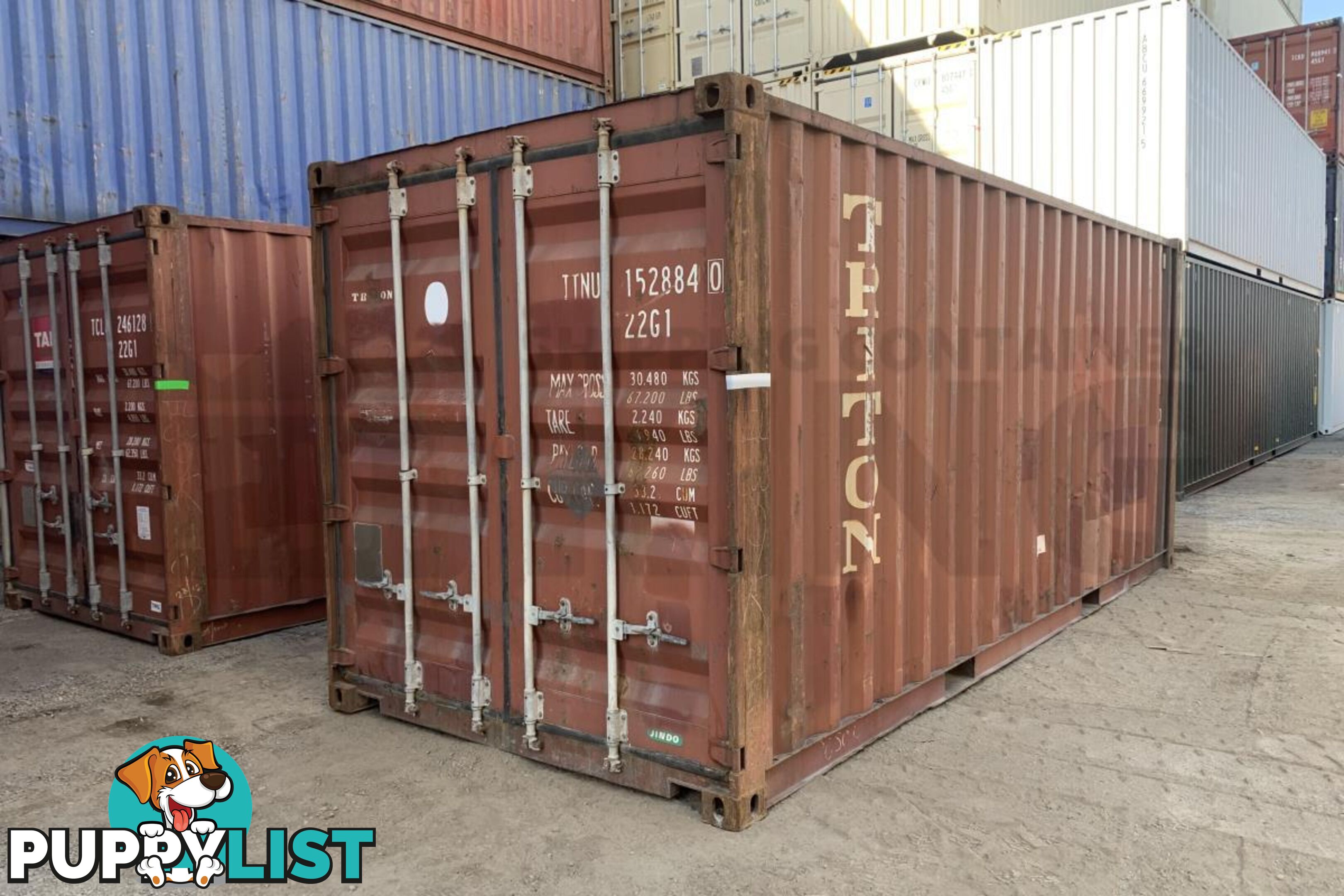 20' STANDARD HEIGHT SHIPPING CONTAINER - in Brisbane