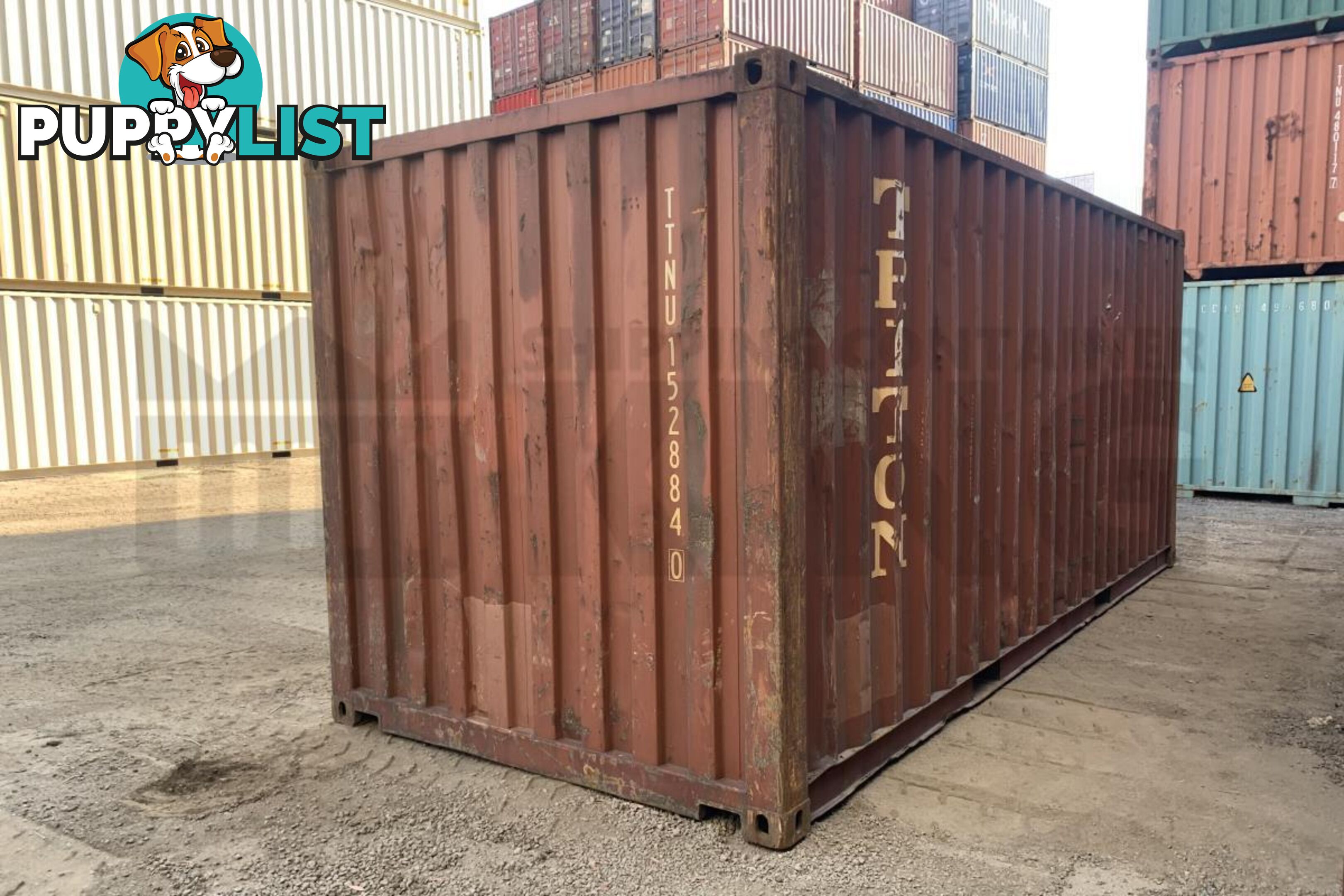 20' STANDARD HEIGHT SHIPPING CONTAINER - in Brisbane