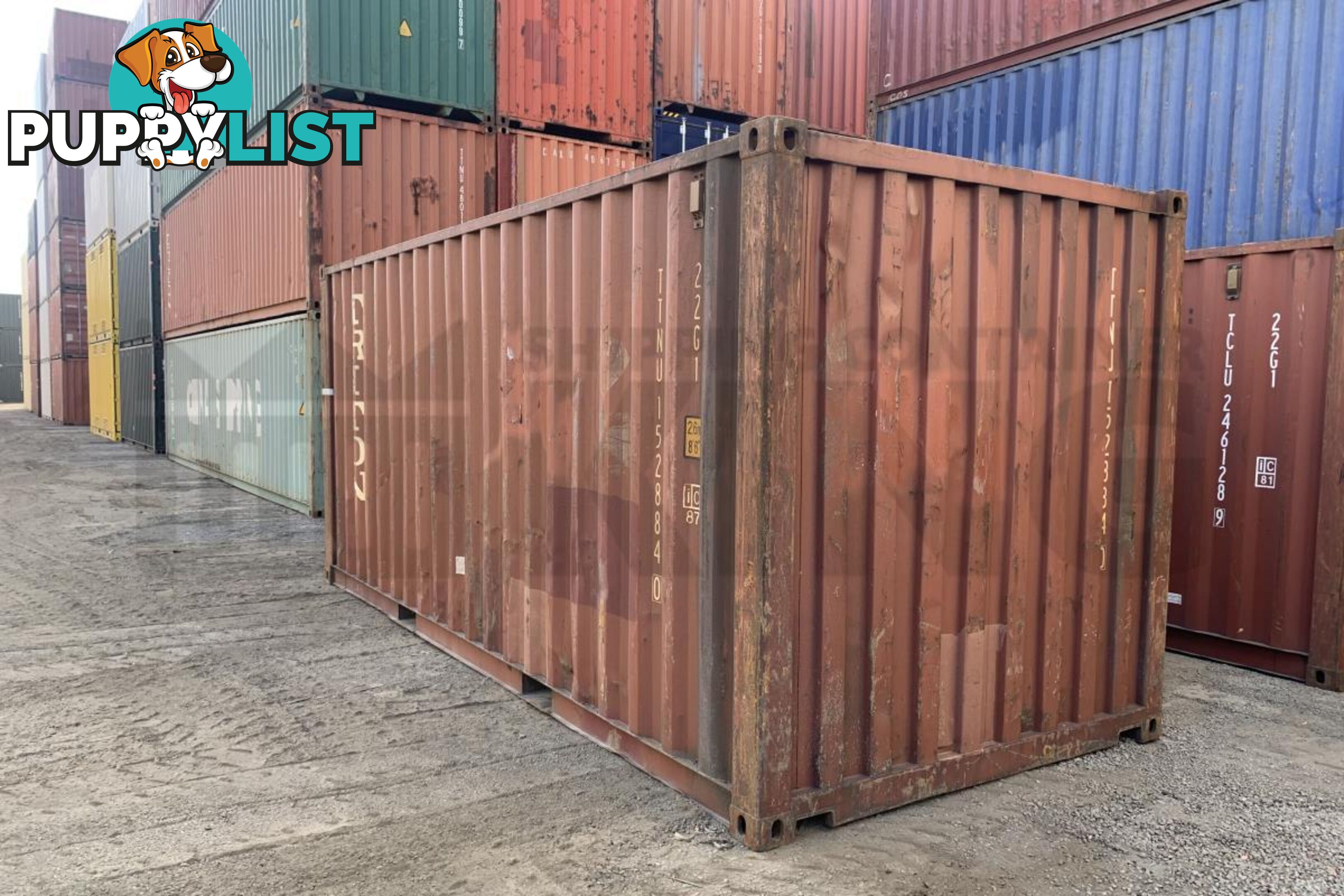 20' STANDARD HEIGHT SHIPPING CONTAINER - in Brisbane