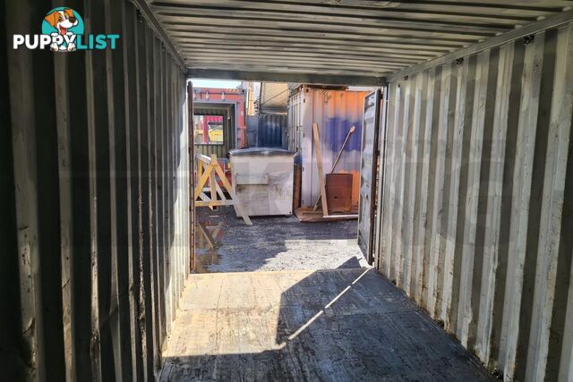 20' STANDARD HEIGHT SHIPPING CONTAINER - in Brisbane