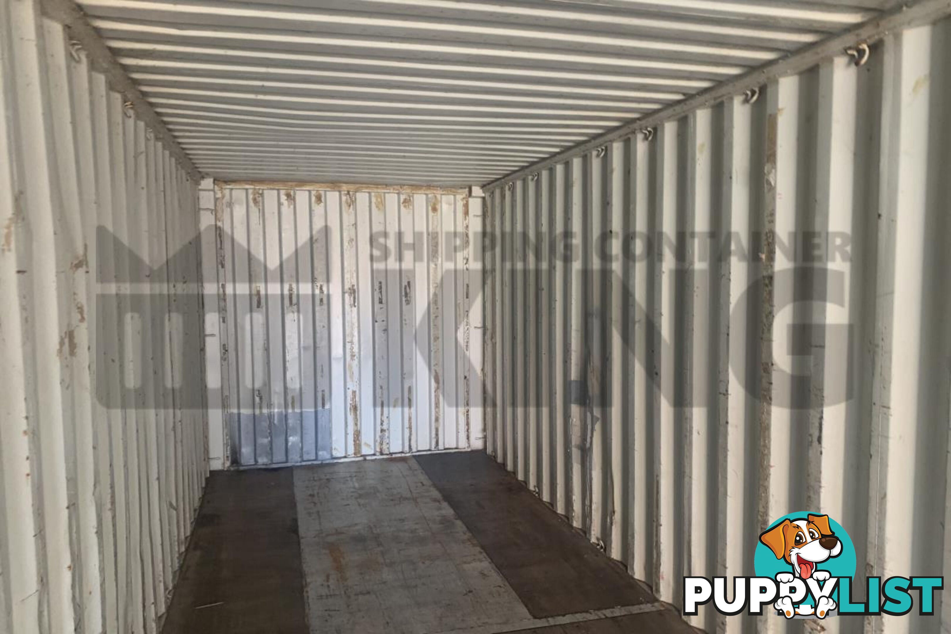40' STANDARD HEIGHT SHIPPING CONTAINER