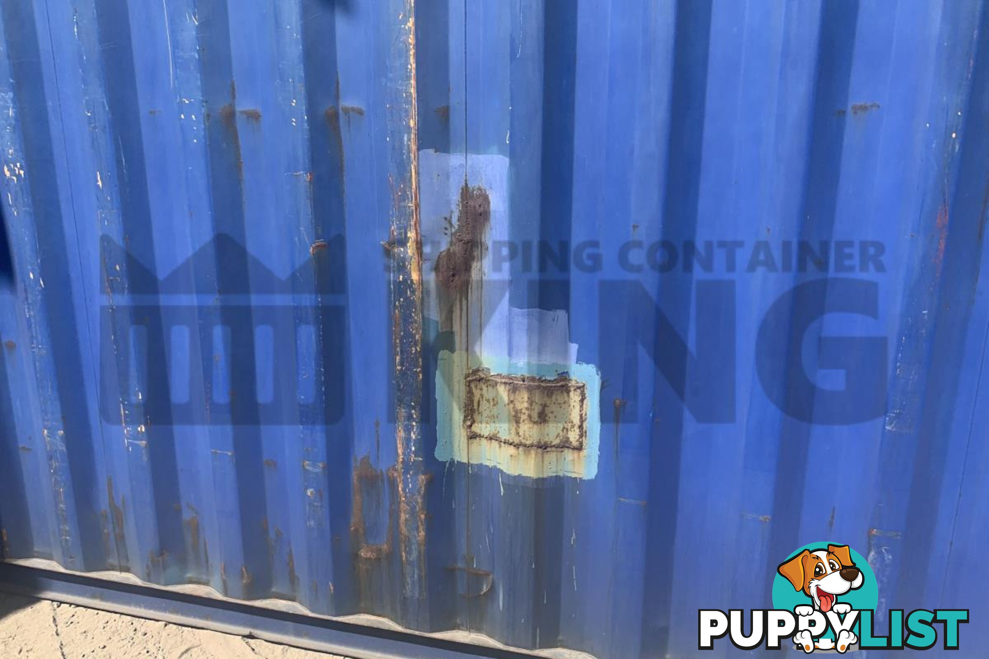 40' STANDARD HEIGHT SHIPPING CONTAINER