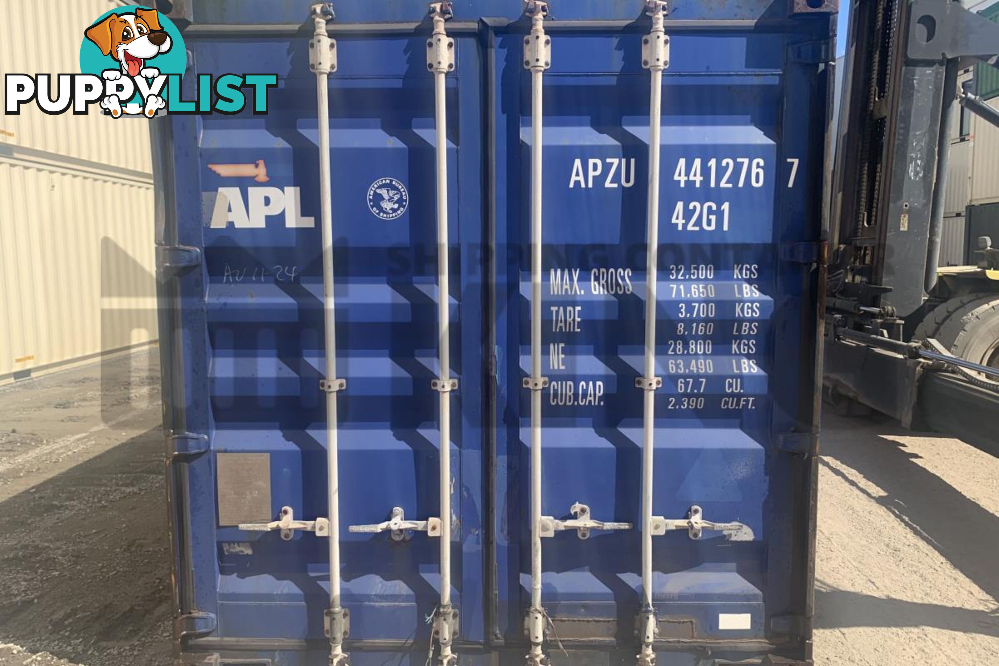 40' STANDARD HEIGHT SHIPPING CONTAINER