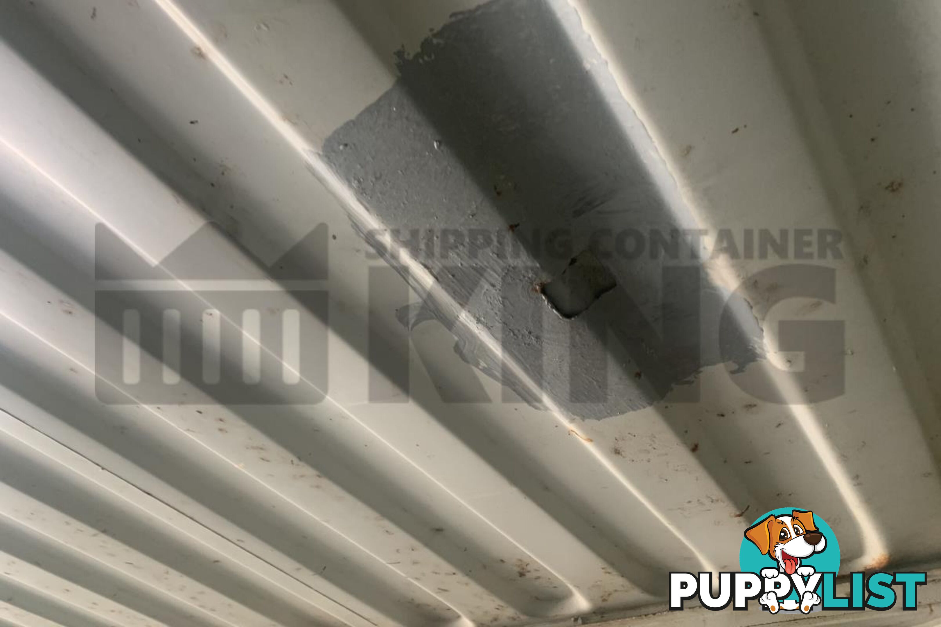 40' STANDARD HEIGHT SHIPPING CONTAINER