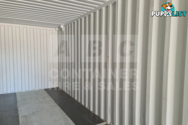 45' LONG HIGH CUBE DRY 45' X 9'6'' X 8'/8'2'' - in Brisbane