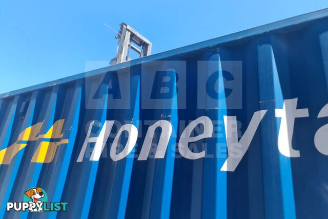 45' LONG HIGH CUBE DRY 45' X 9'6'' X 8'/8'2'' - in Brisbane