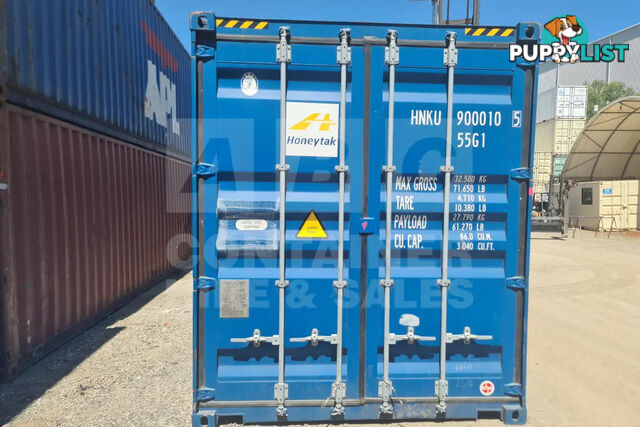 45' LONG HIGH CUBE DRY 45' X 9'6'' X 8'/8'2'' - in Brisbane