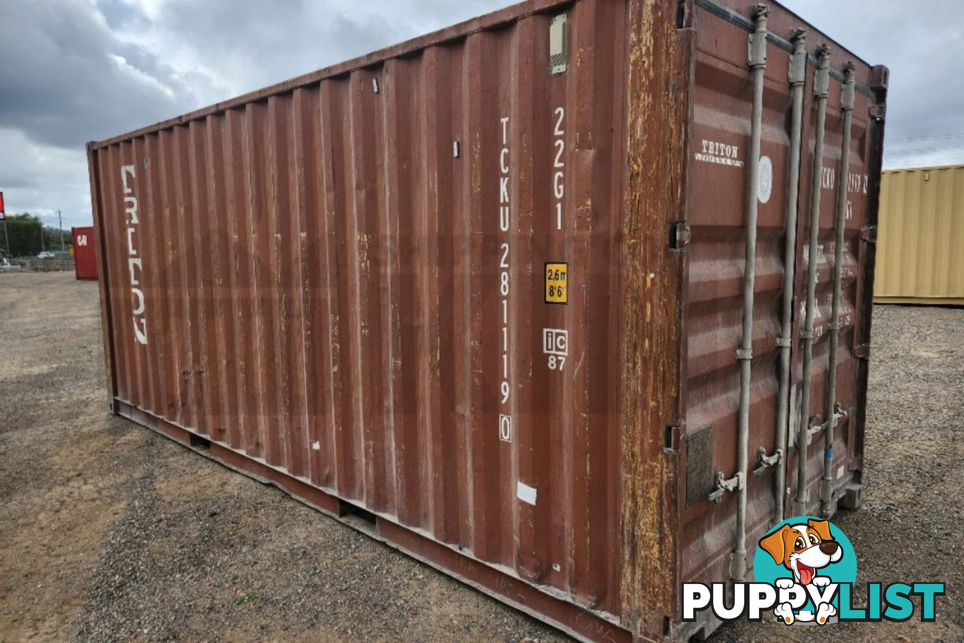 20' STANDARD HEIGHT SHIPPING CONTAINER - in Townsville