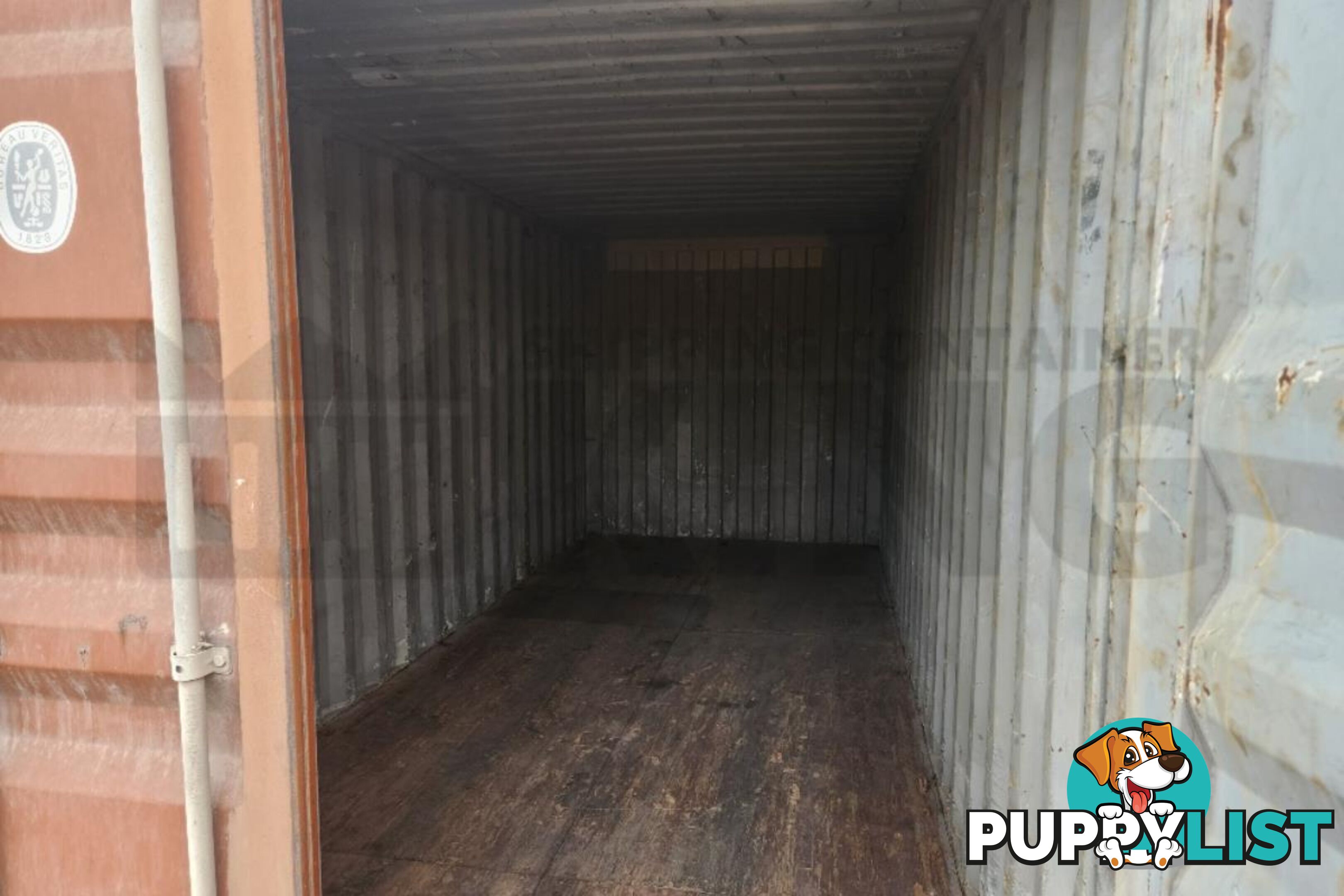 20' STANDARD HEIGHT SHIPPING CONTAINER - in Townsville