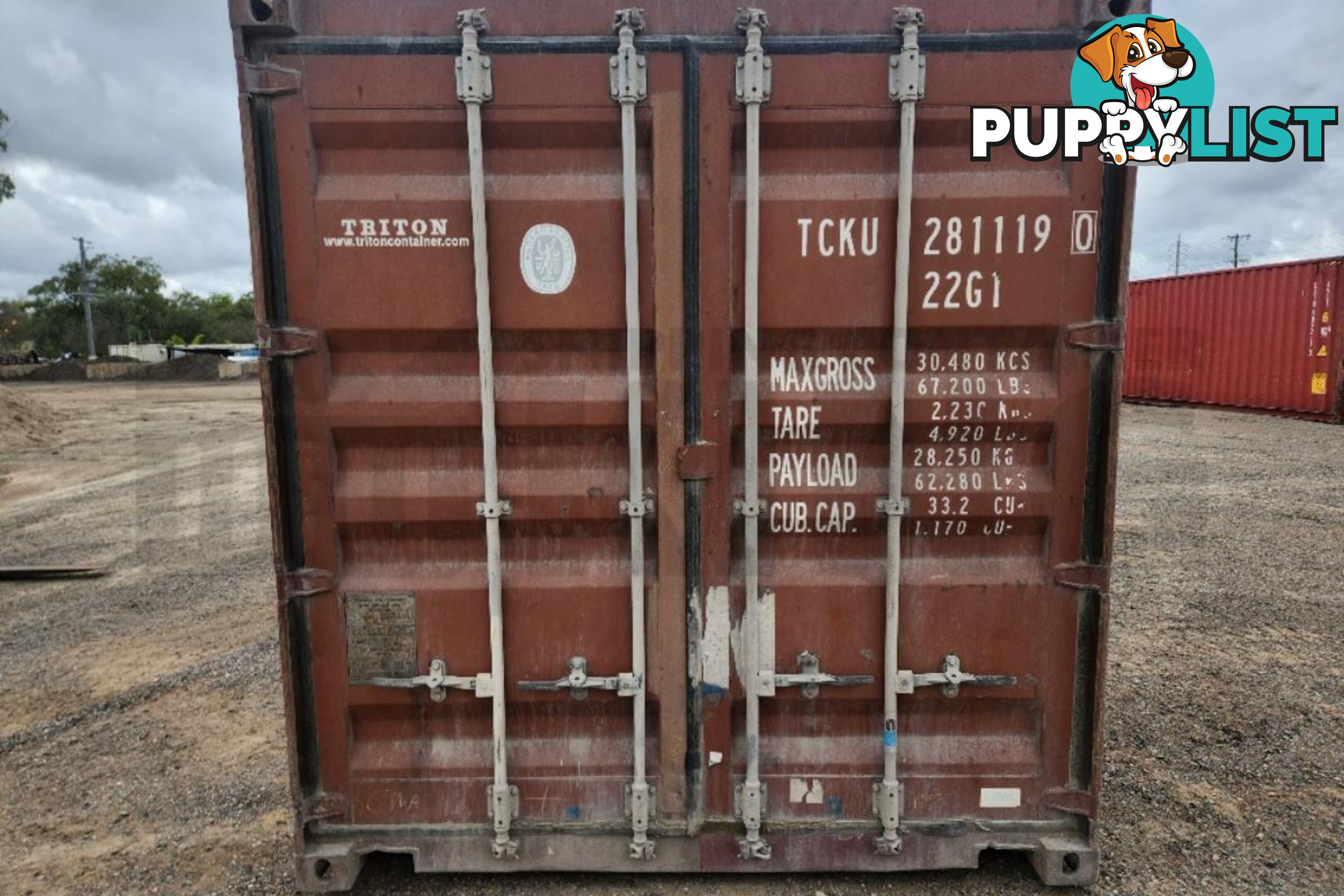 20' STANDARD HEIGHT SHIPPING CONTAINER - in Townsville