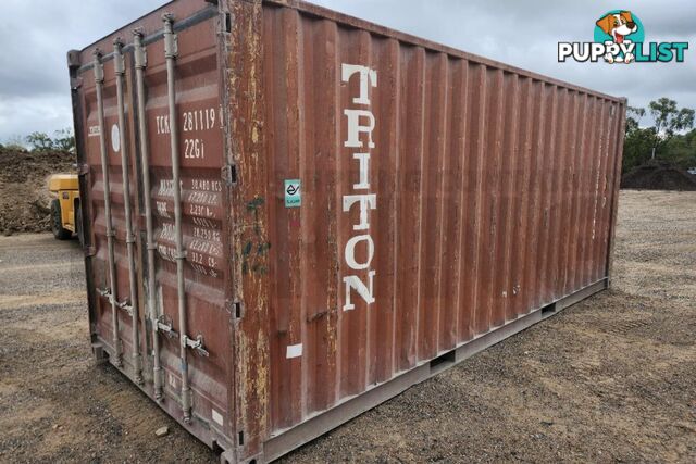 20' STANDARD HEIGHT SHIPPING CONTAINER - in Townsville