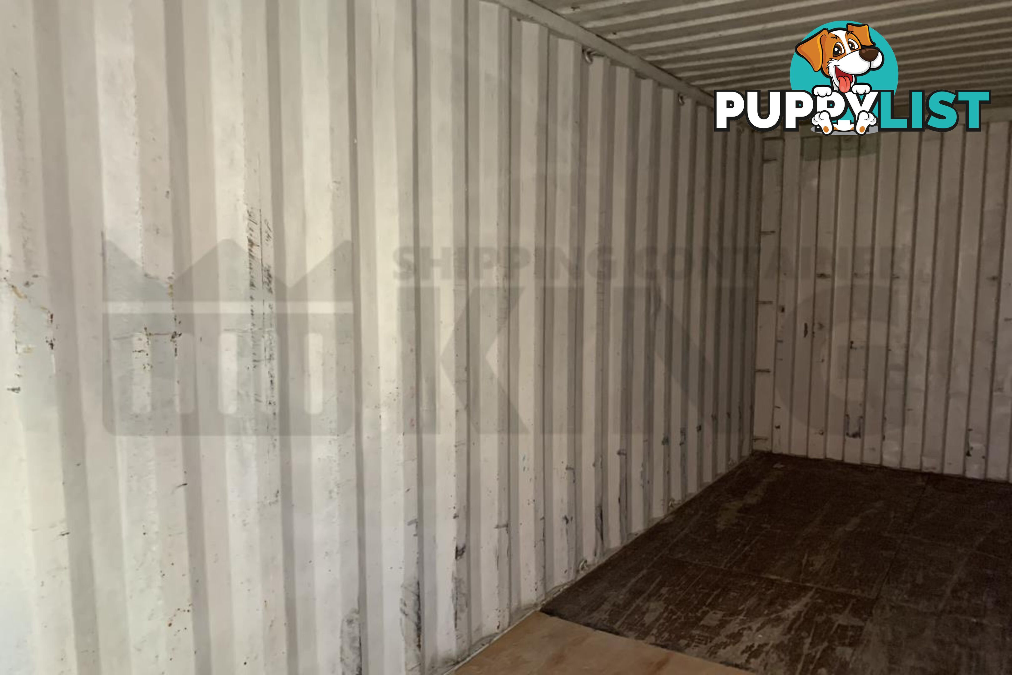 20' STANDARD HEIGHT SHIPPING CONTAINER - in Brisbane