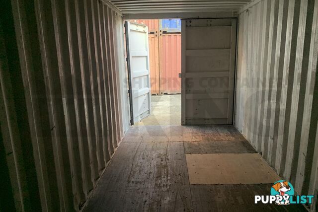 20' STANDARD HEIGHT SHIPPING CONTAINER - in Brisbane