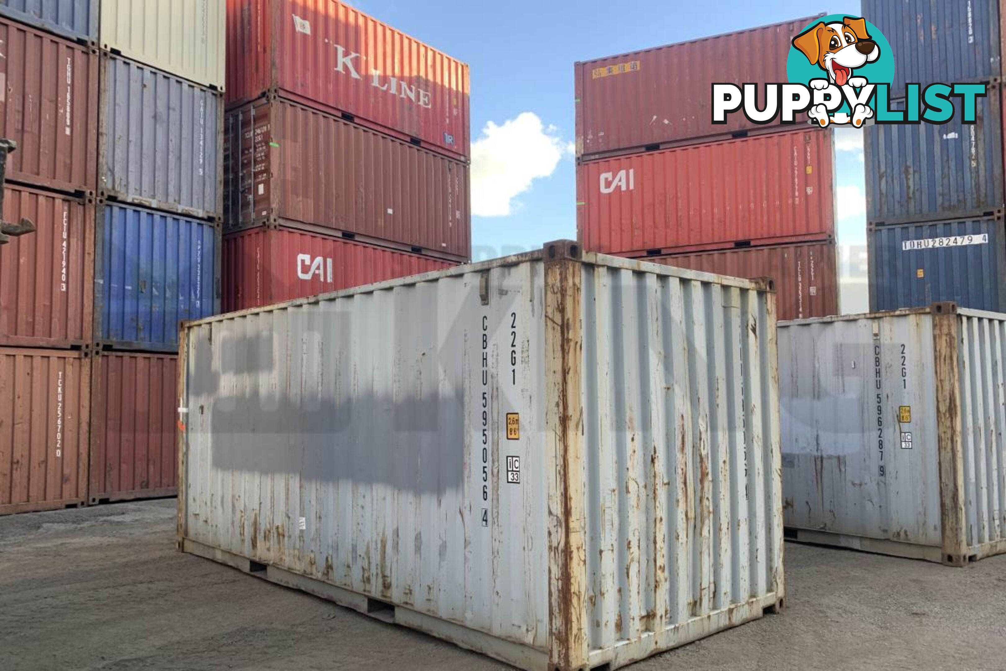 20' STANDARD HEIGHT SHIPPING CONTAINER - in Brisbane