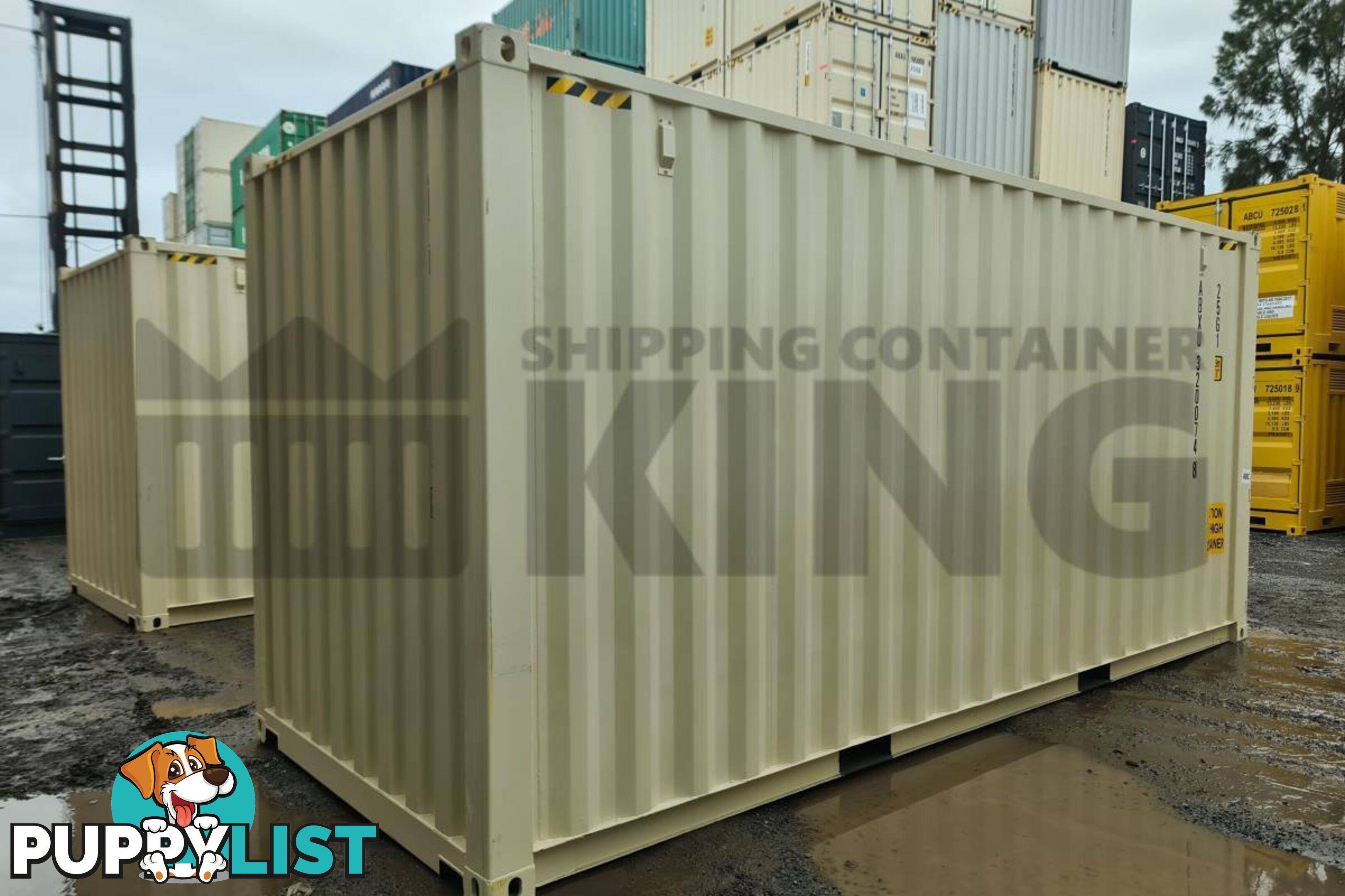 20' HIGH CUBE SHIPPING CONTAINER (WITH TIE RAILS) - in Brisbane